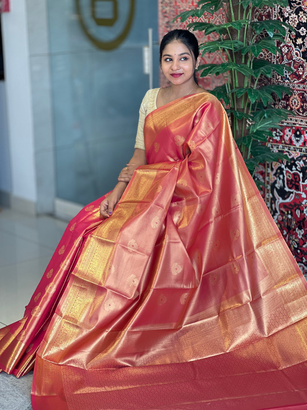 Zari Floral Pattern Banarasi Silk Saree | PMC116