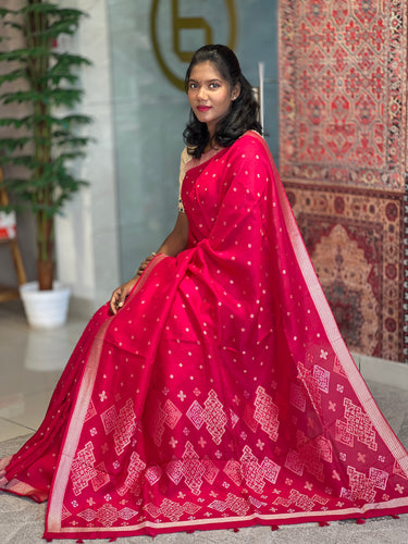 Buta Weaving Banarasi Silk Saree | DVS182