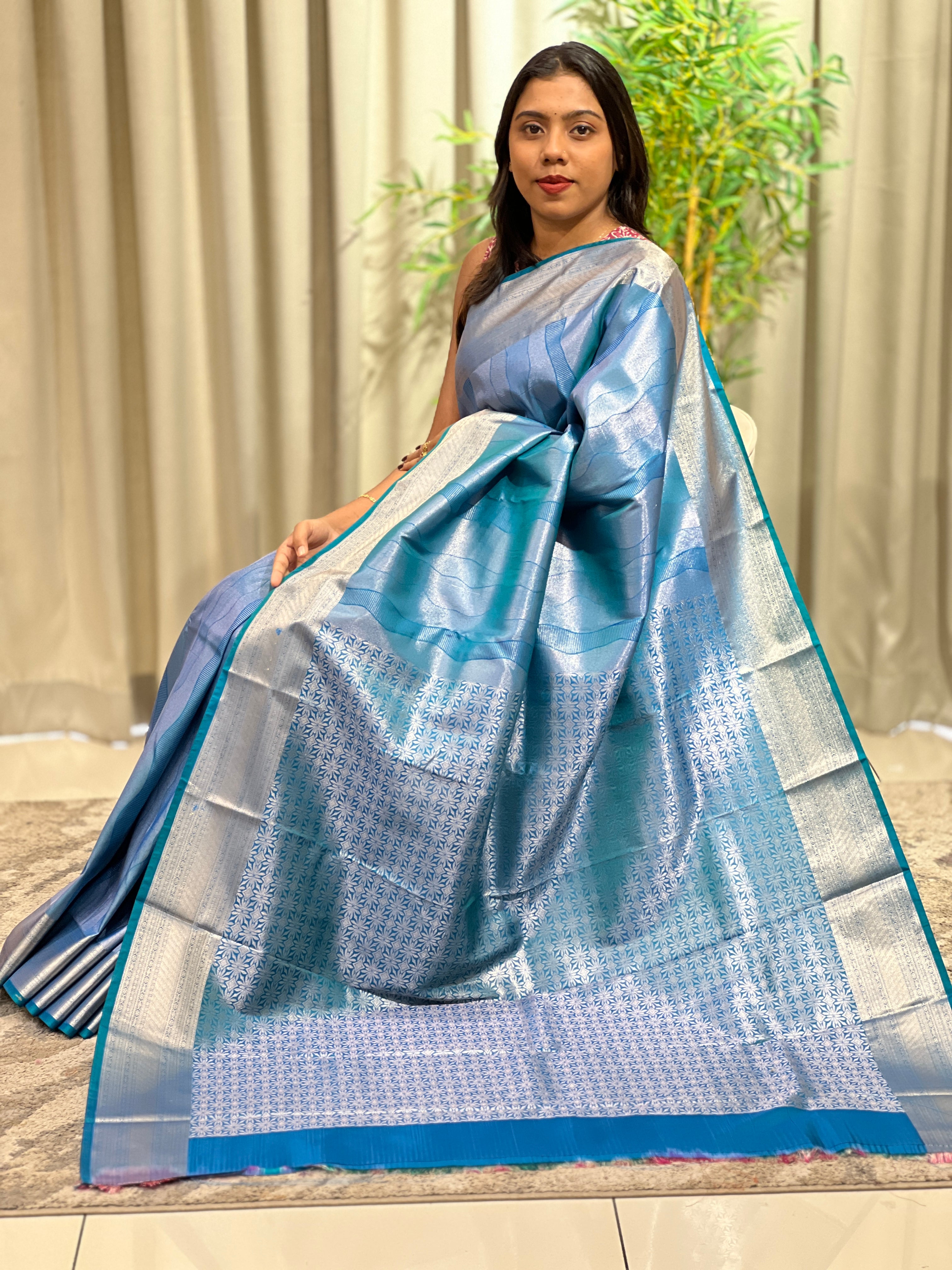 Abstract Pattern Soft Silk Saree | RVS294