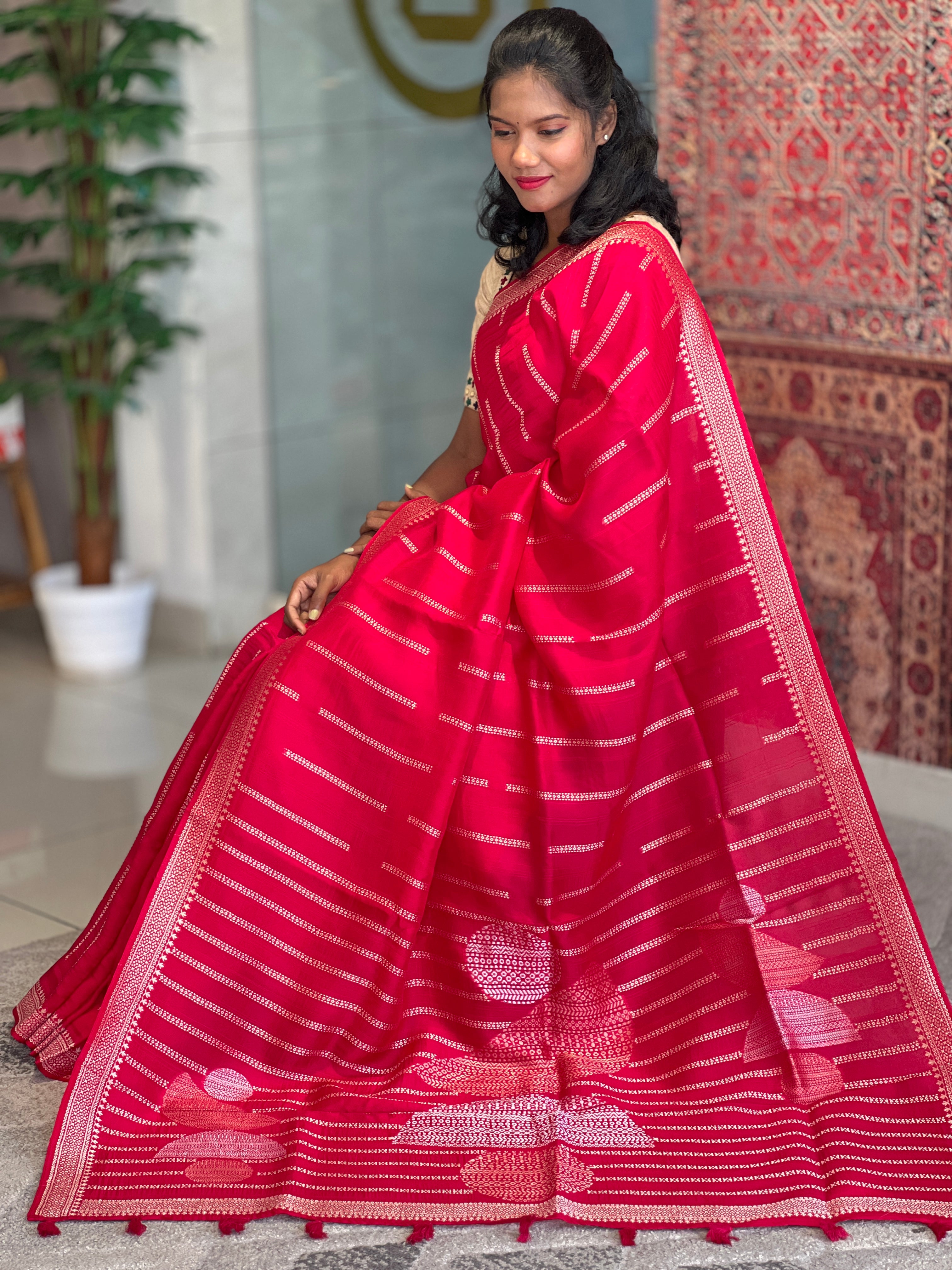 Vertical Stripe Weaven Banarasi Silk Saree | DVS186