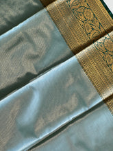 Diagonal Weaving Patterned Traditional Banarasi Silk Saree | PMC125