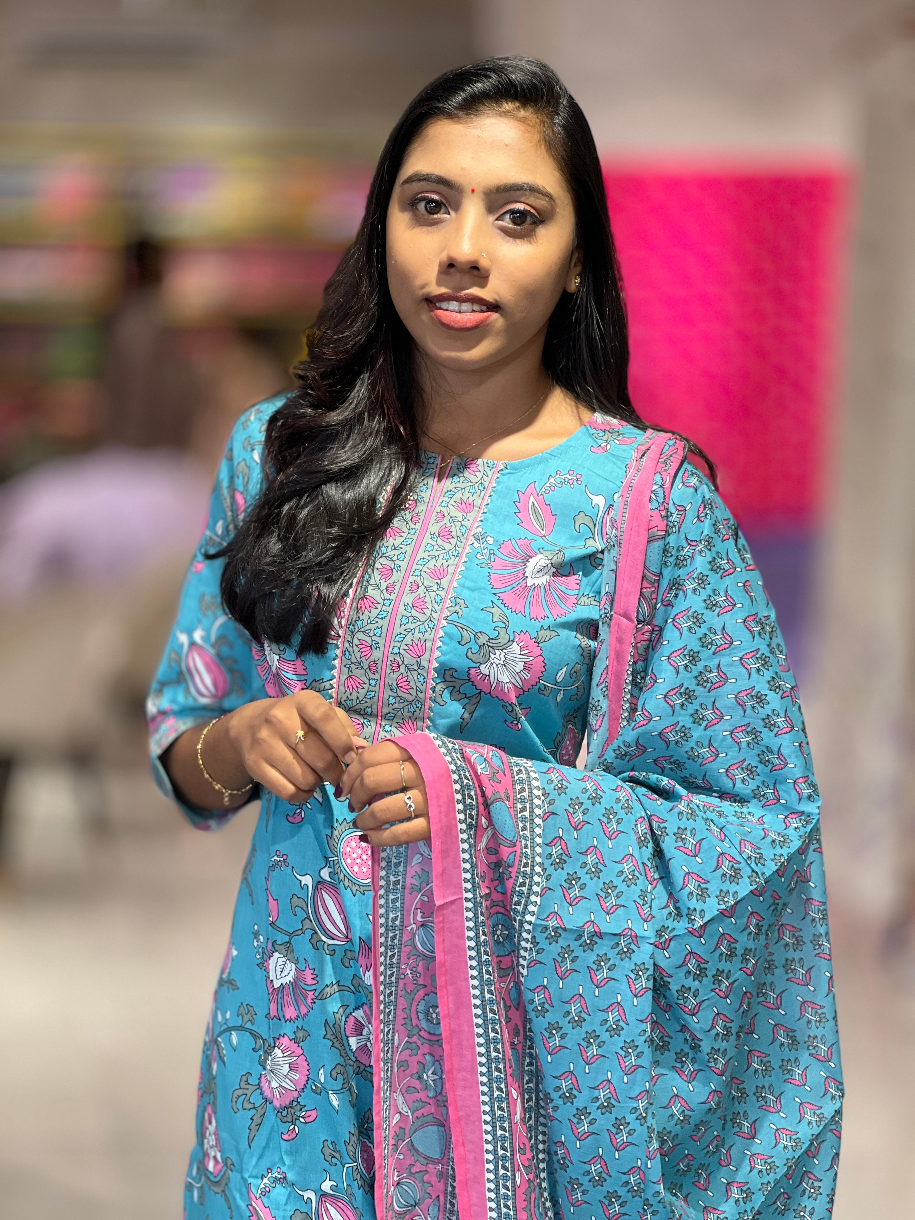 Floral Printed Pattern Cotton Kurta Set | NCF296