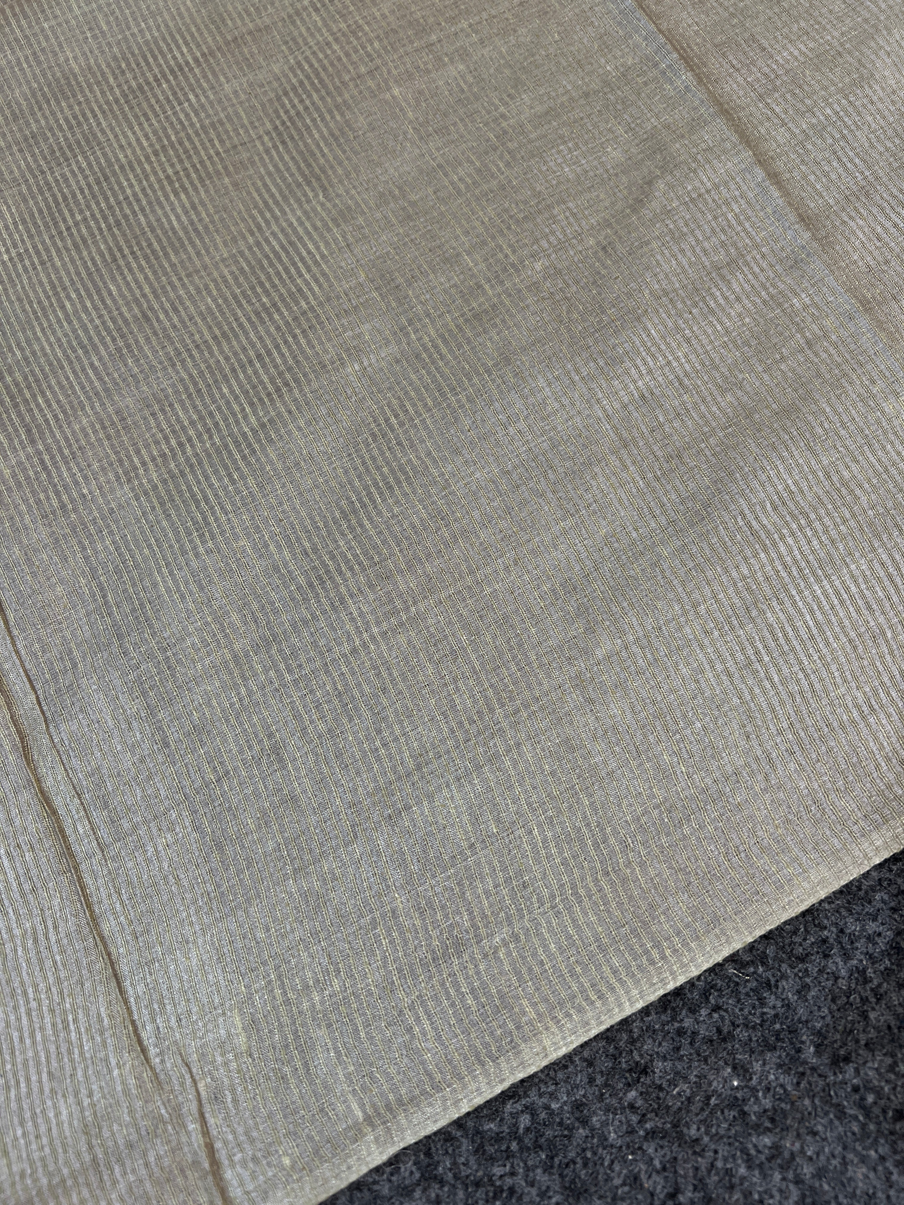 Noil Tussar Saree With Solid Body | HS1190