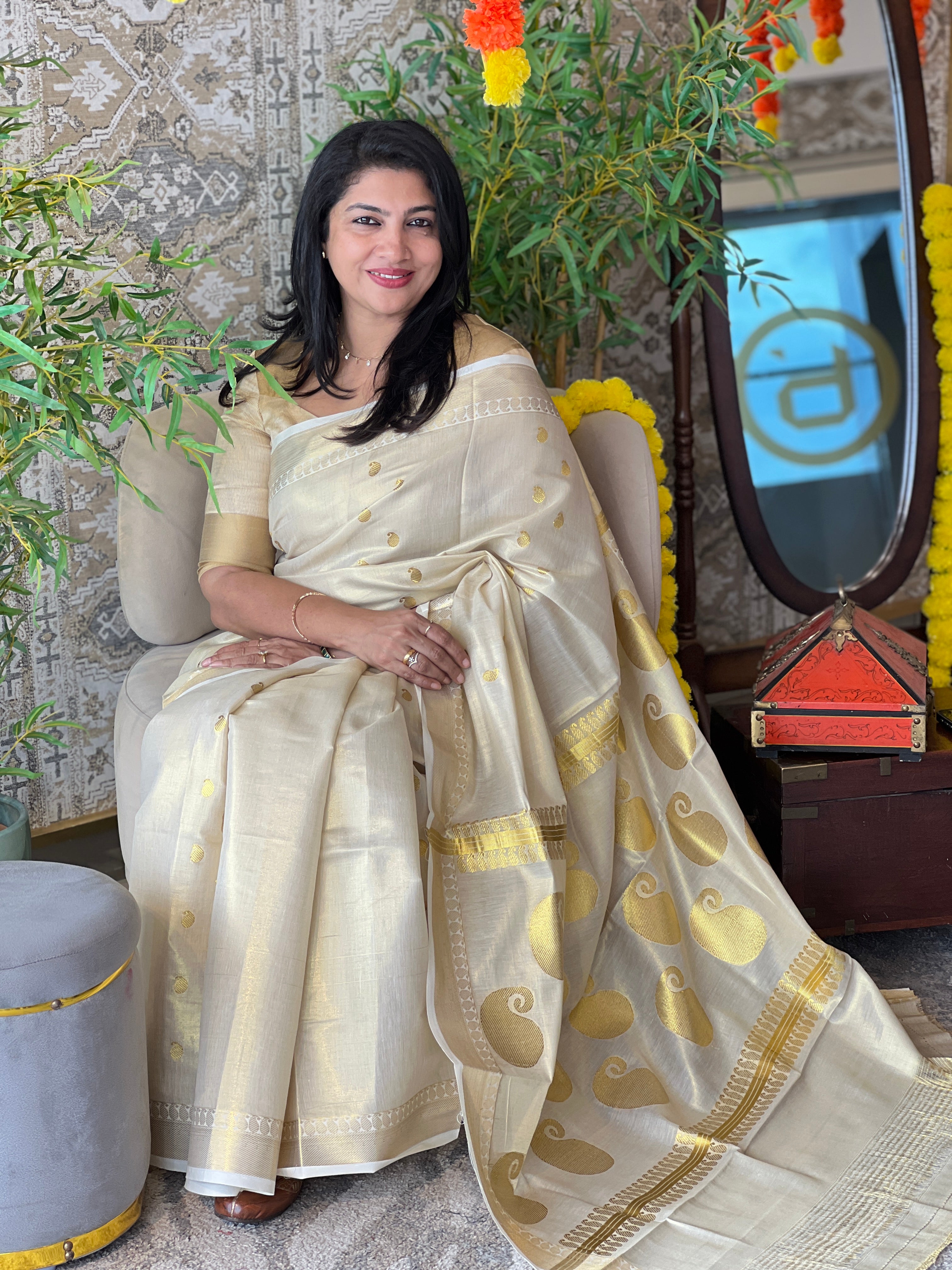 Traditional Paisley Design Kerala Tissue Saree | RLF157