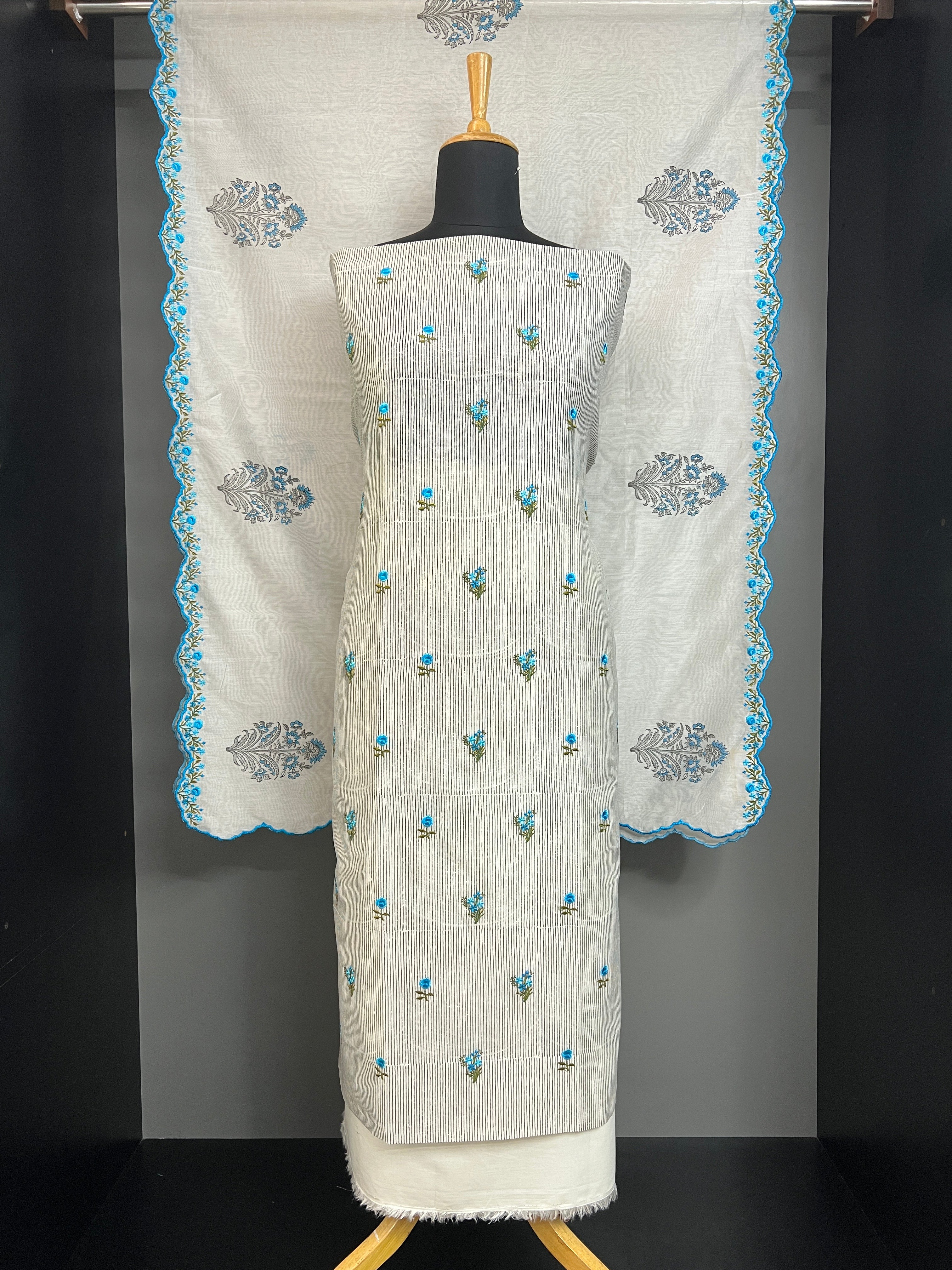 Floral Mechine Embroidery Chanderi Salwar Set | HE310