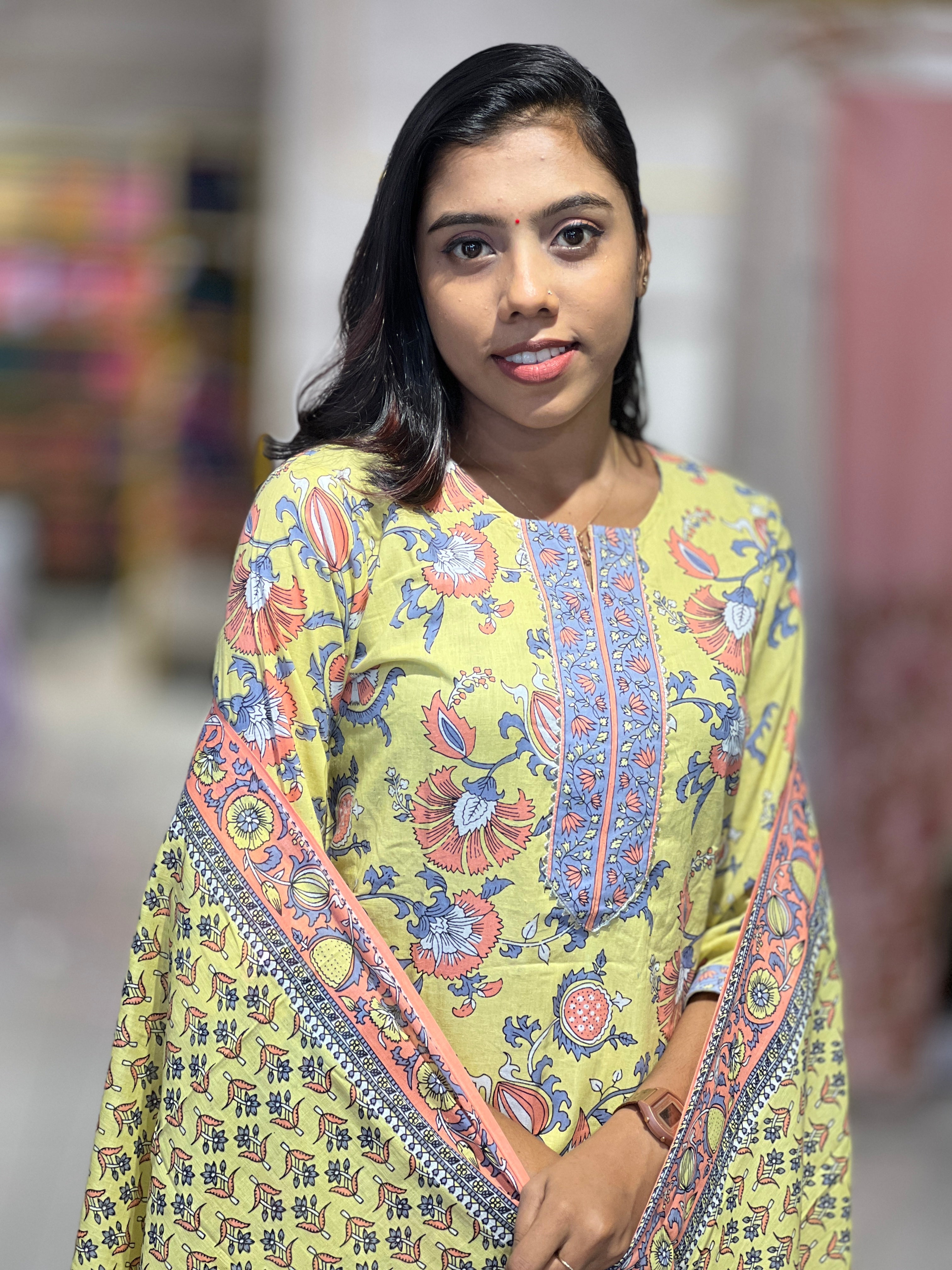Floral Printed Pattern Cotton Kurta Set | NCF295