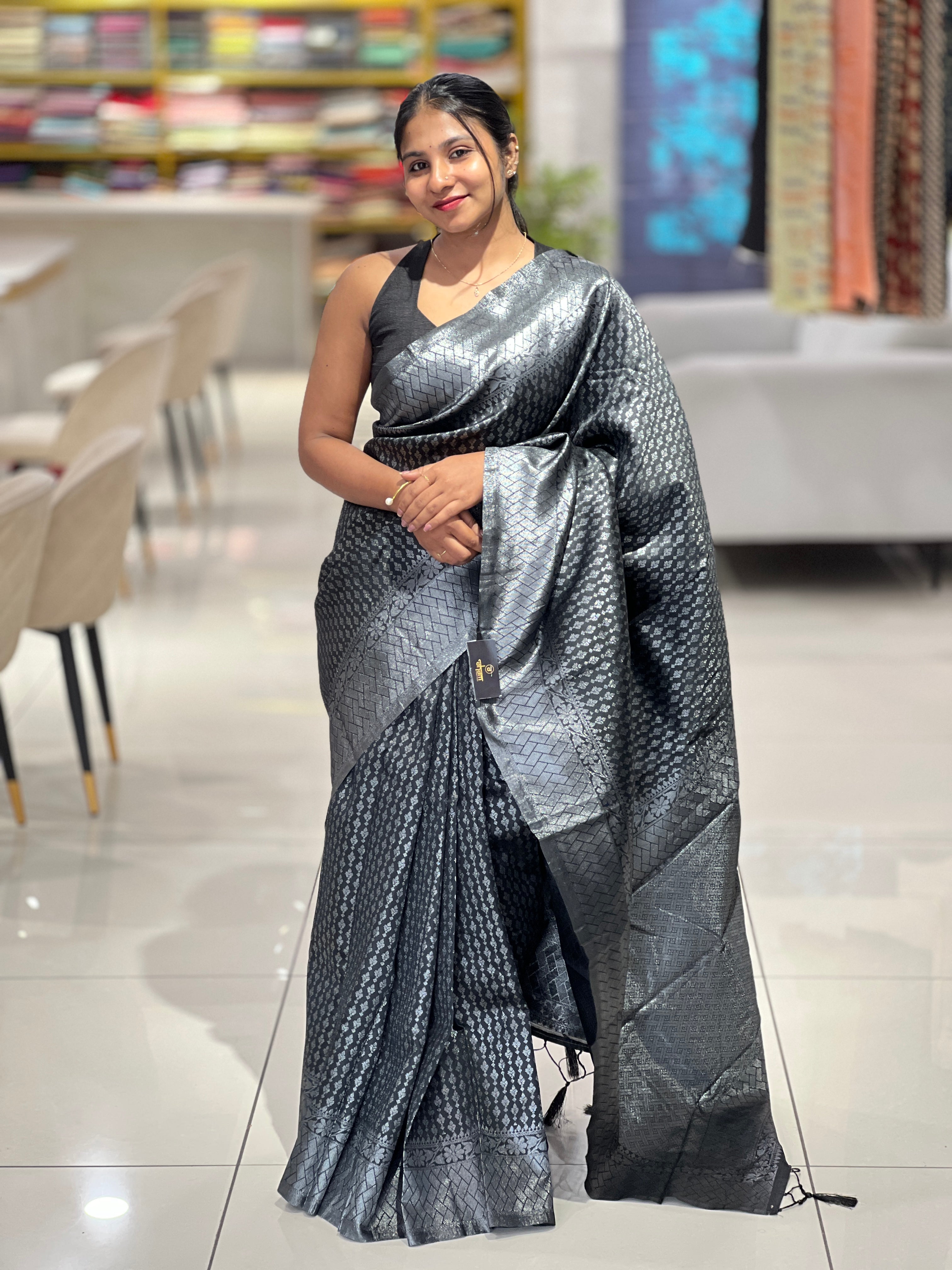 Silver Zari Weaved Semi Silk Saree | HT137