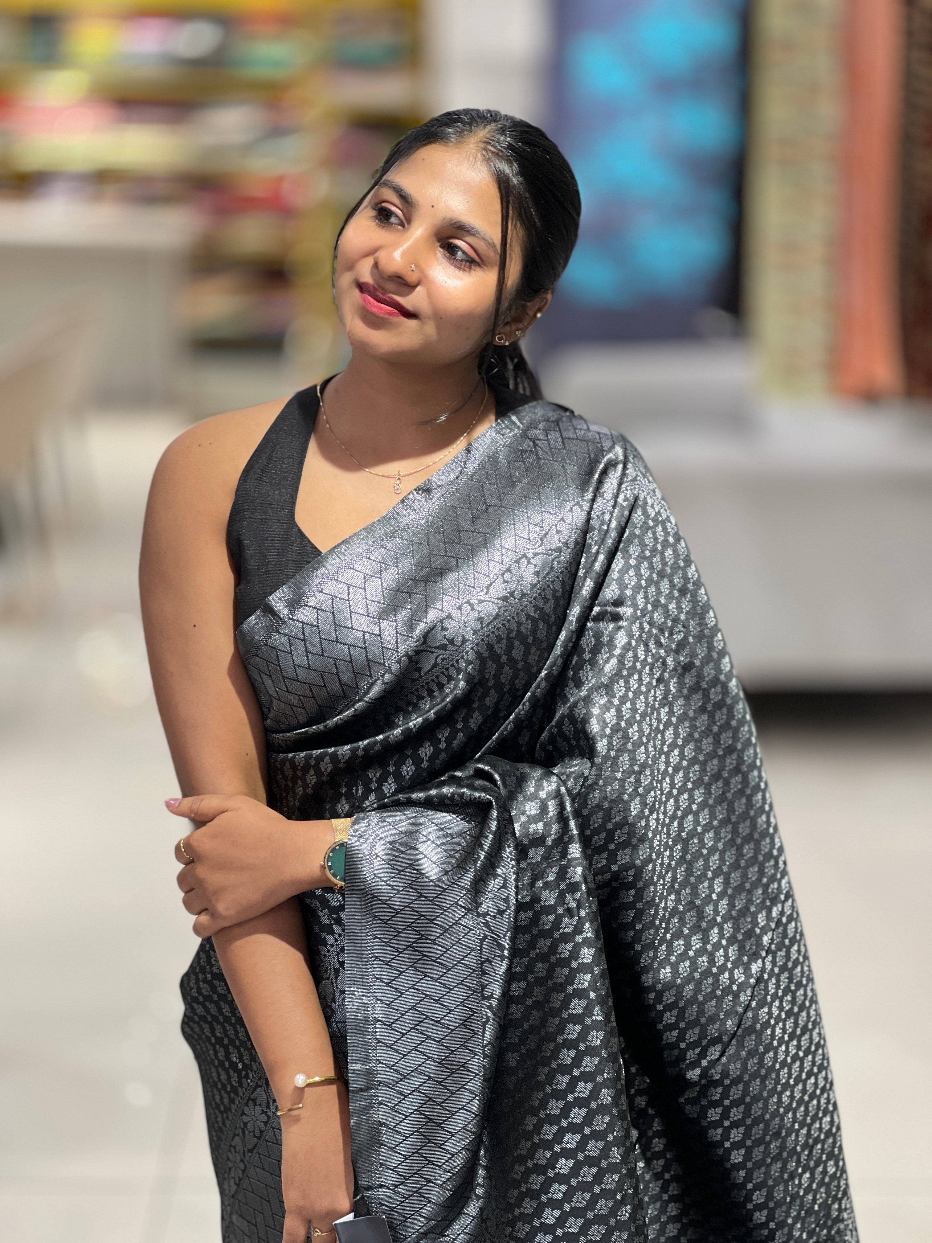 Silver Zari Weaved Semi Silk Saree | HT137