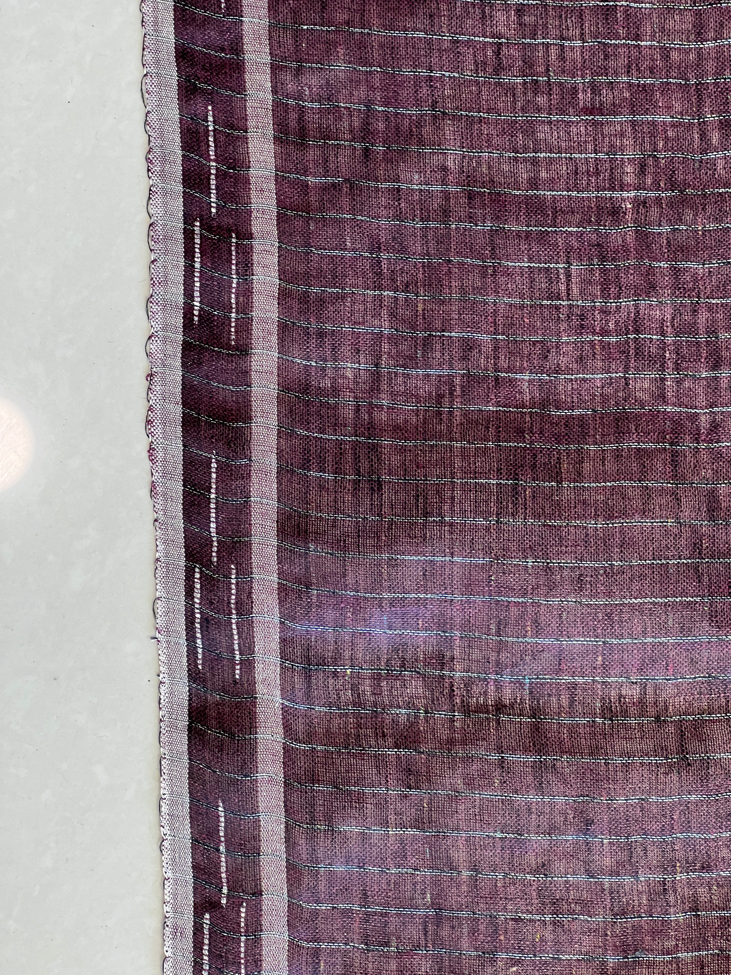 Zari & Lurex Yarn Weaved Stripe Patterned Linen Saree | DLS338