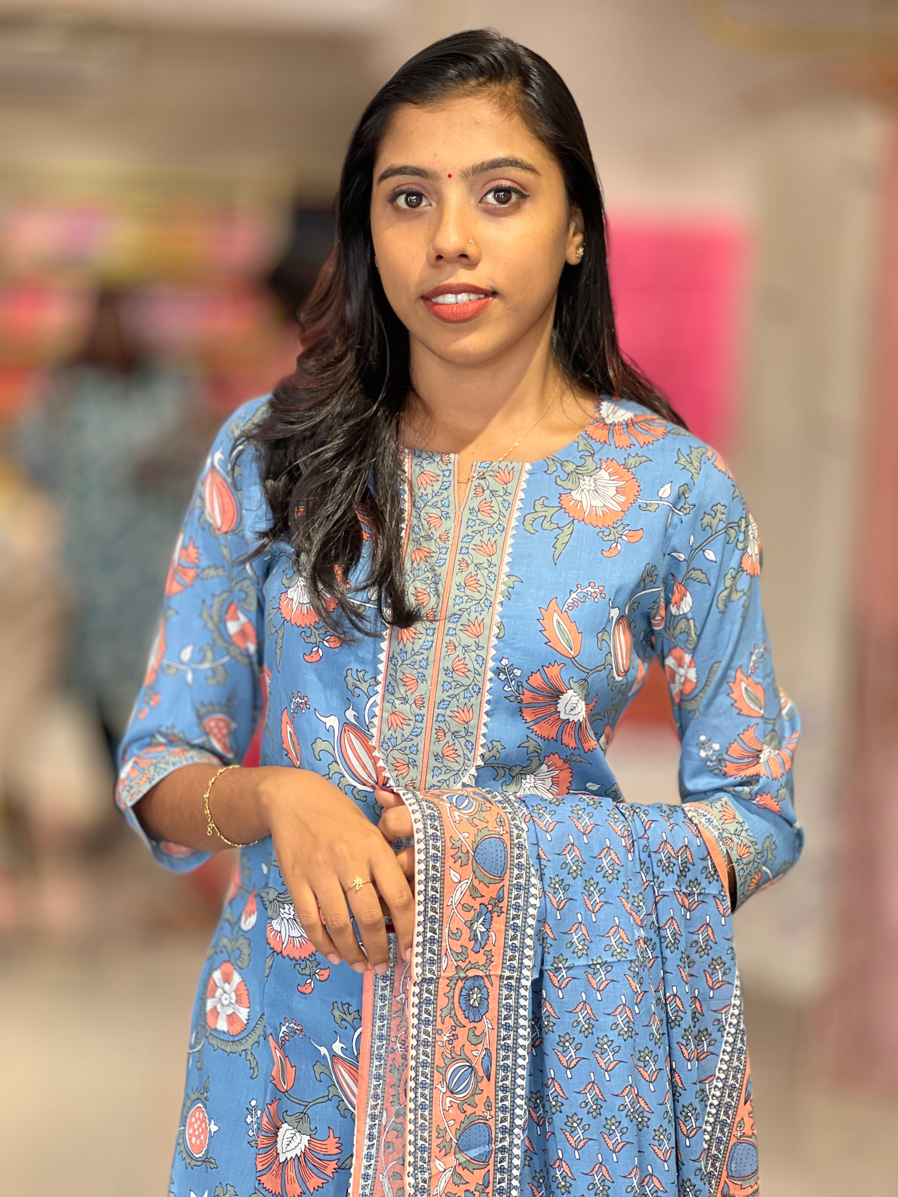 Floral Printed Pattern Cotton Kurta Set | NCF297