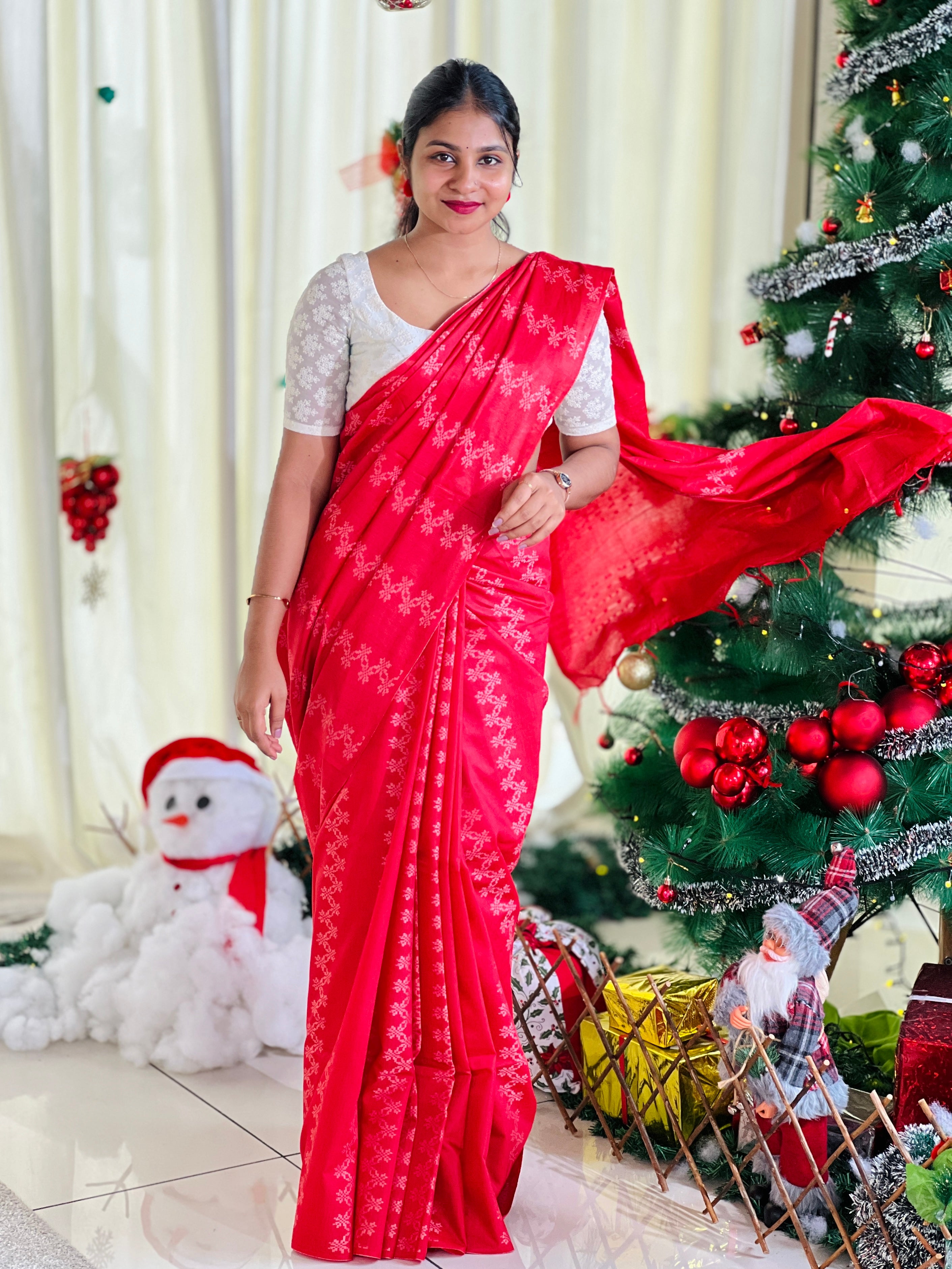 Geometric Patterned Bhagalpuri Linen Saree | NHH560