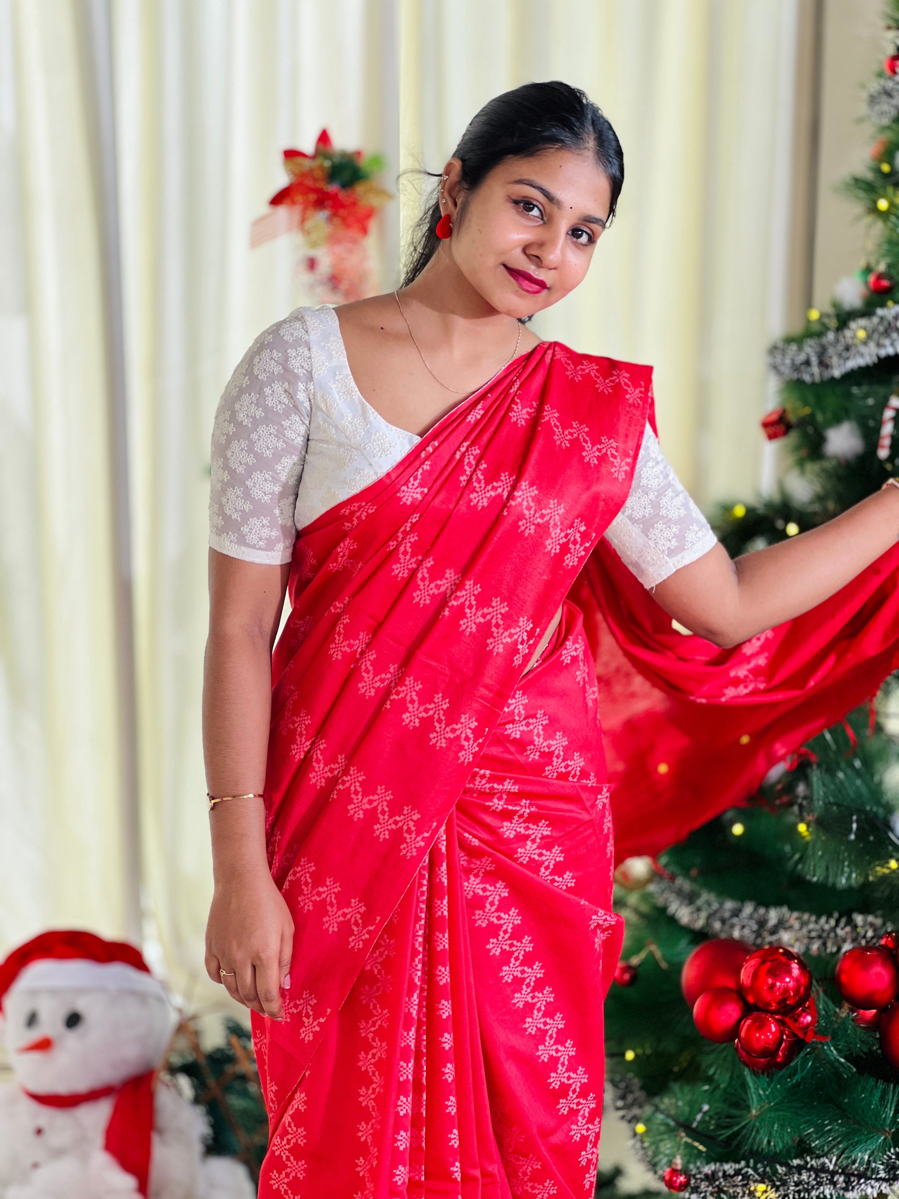 Geometric Patterned Bhagalpuri Linen Saree | NHH560