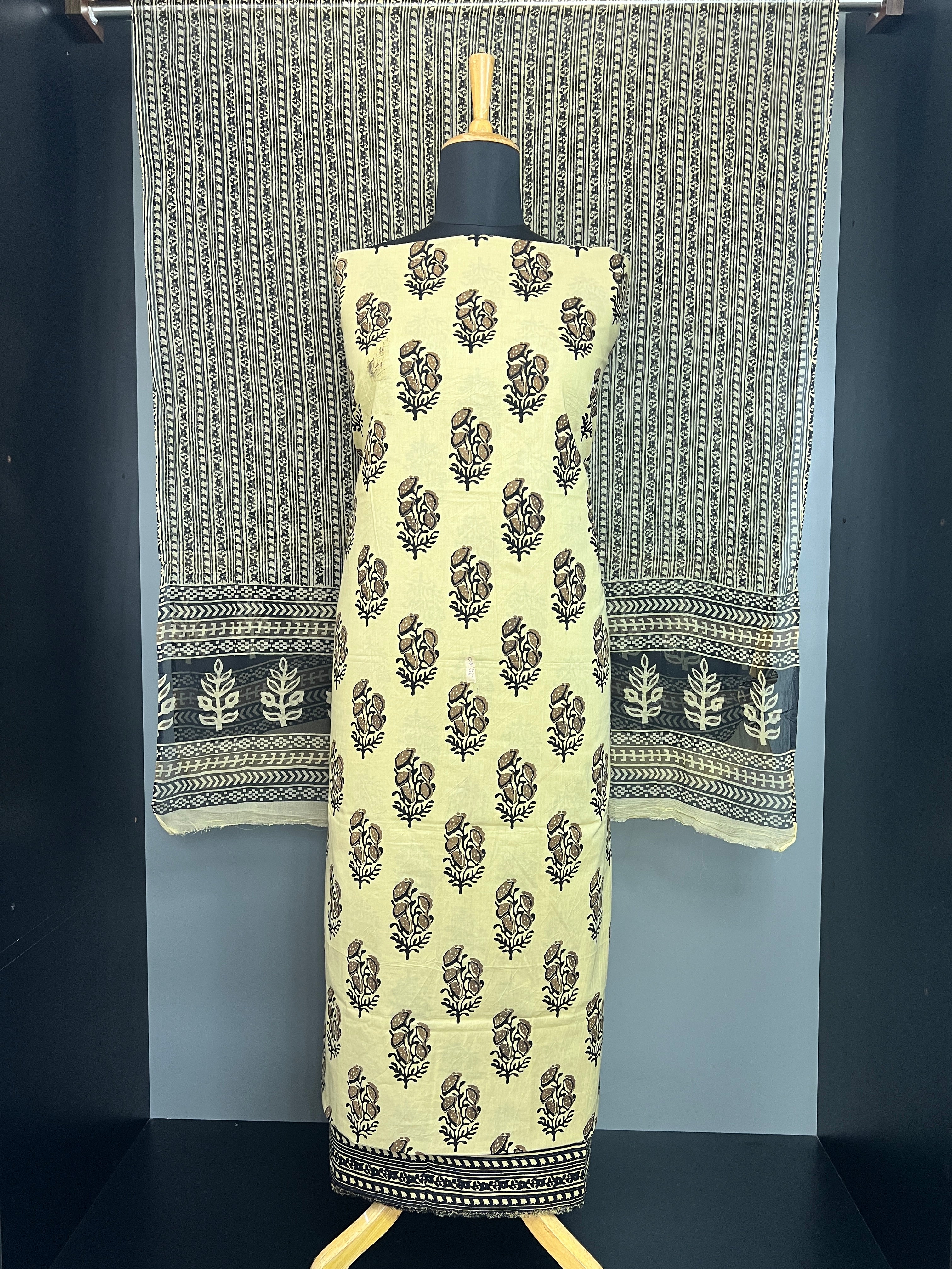 Block Printed Pattern Cotton Salwar Set | JRC108