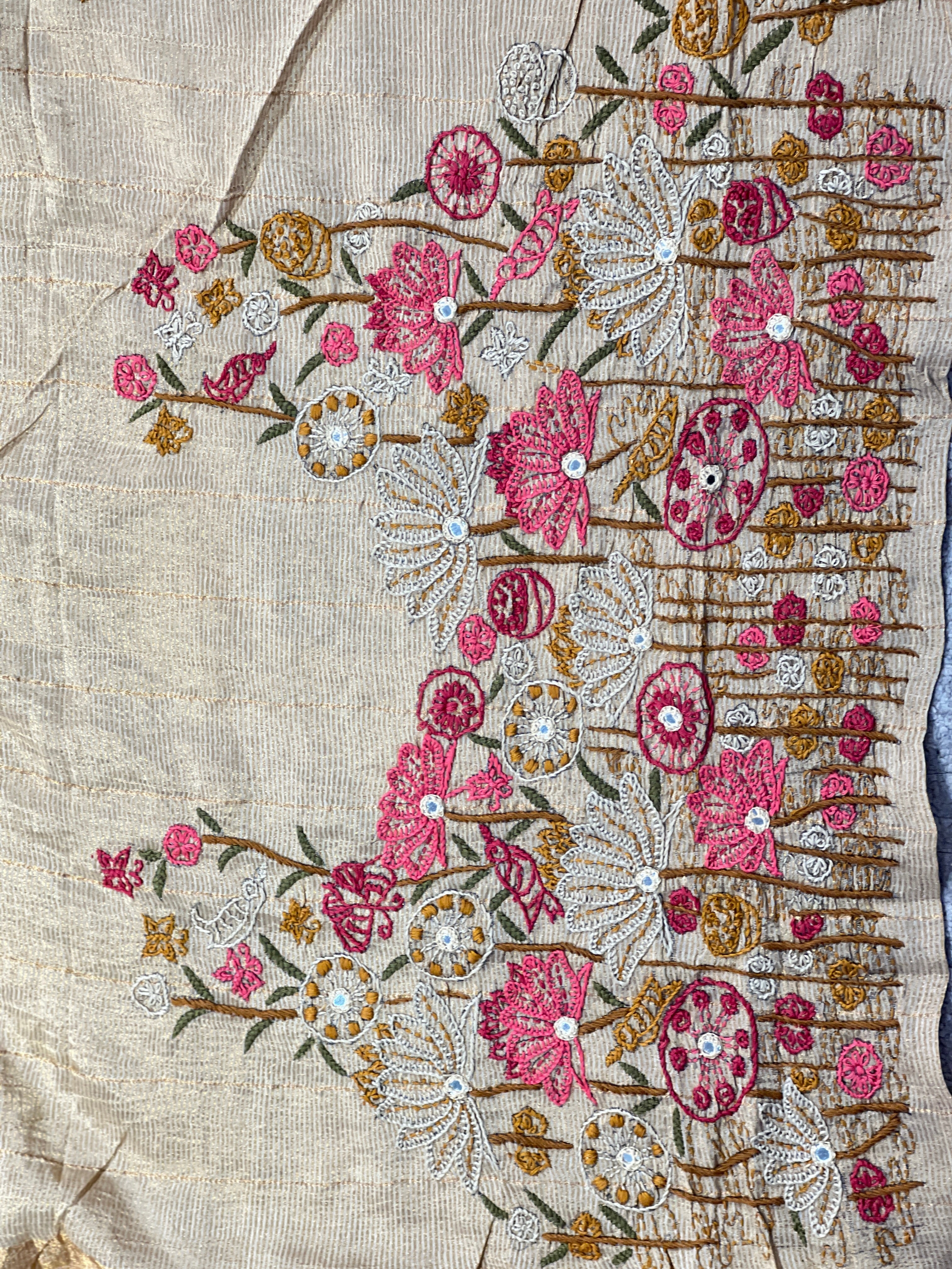 Zari Check Pattern With Mirror Detailed Pure Tussar Saree | RGD724