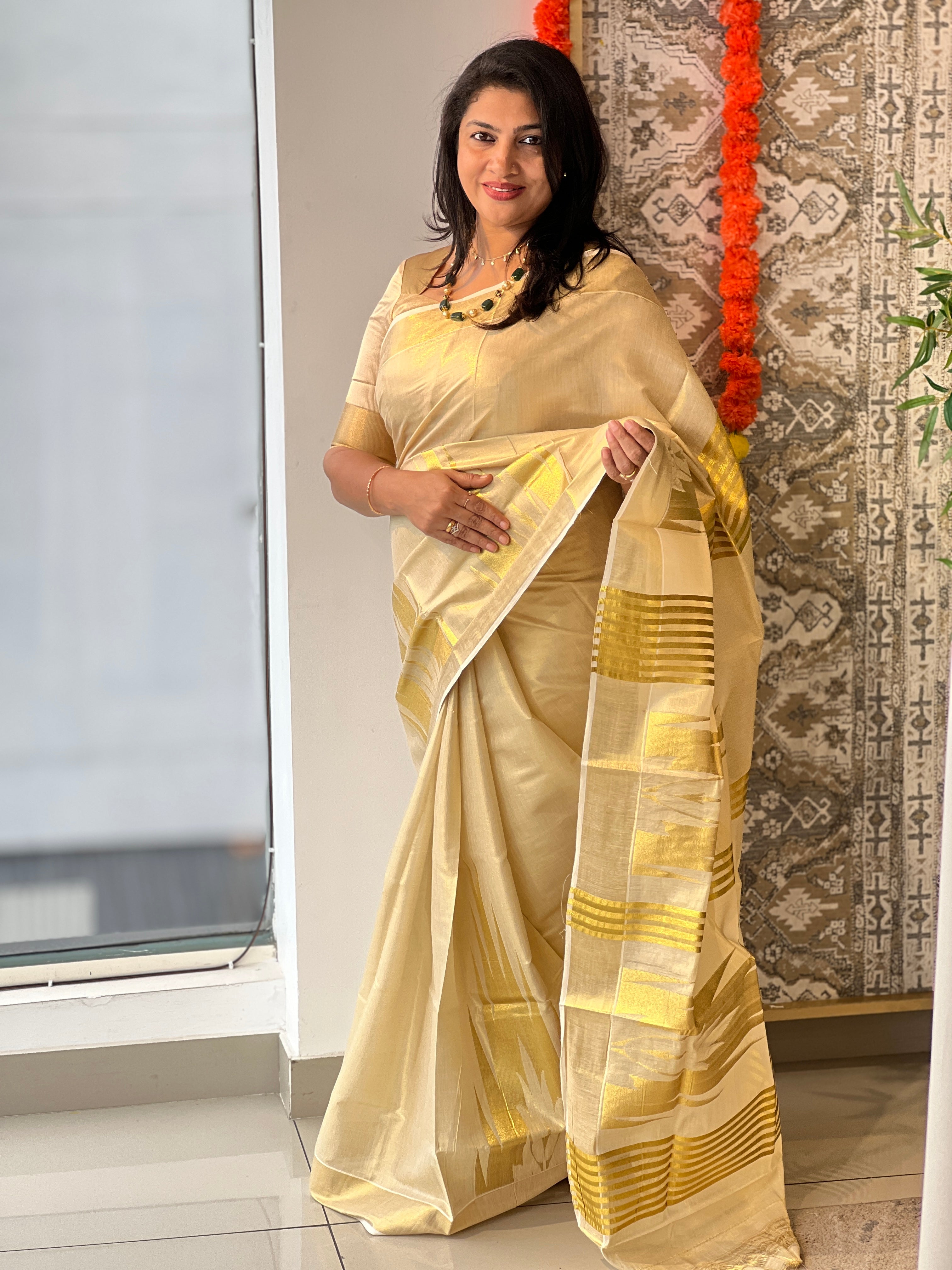 Traditional Temple Border Tissue Kerala Saree | RLF152
