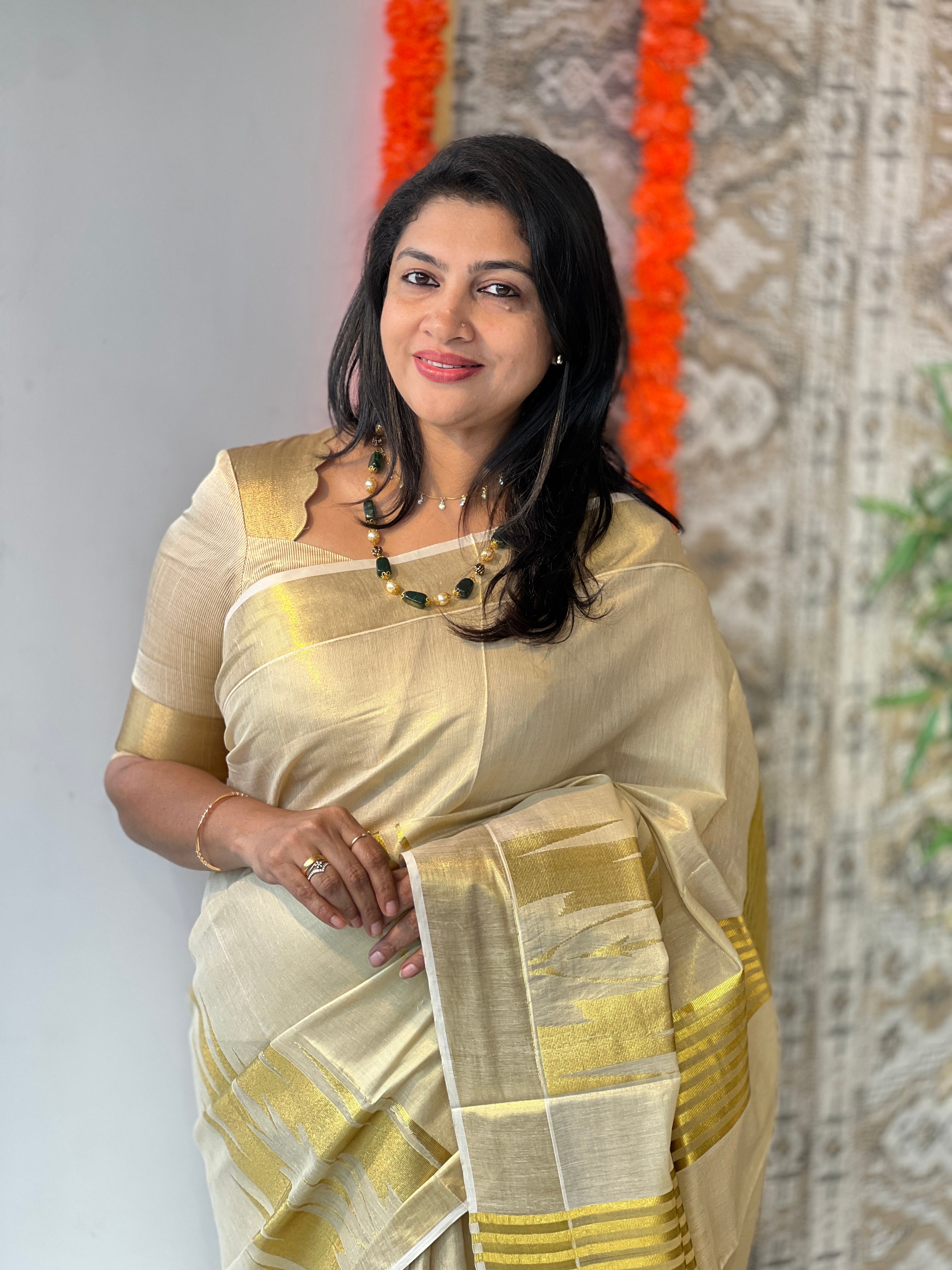 Traditional Temple Border Tissue Kerala Saree | RLF152