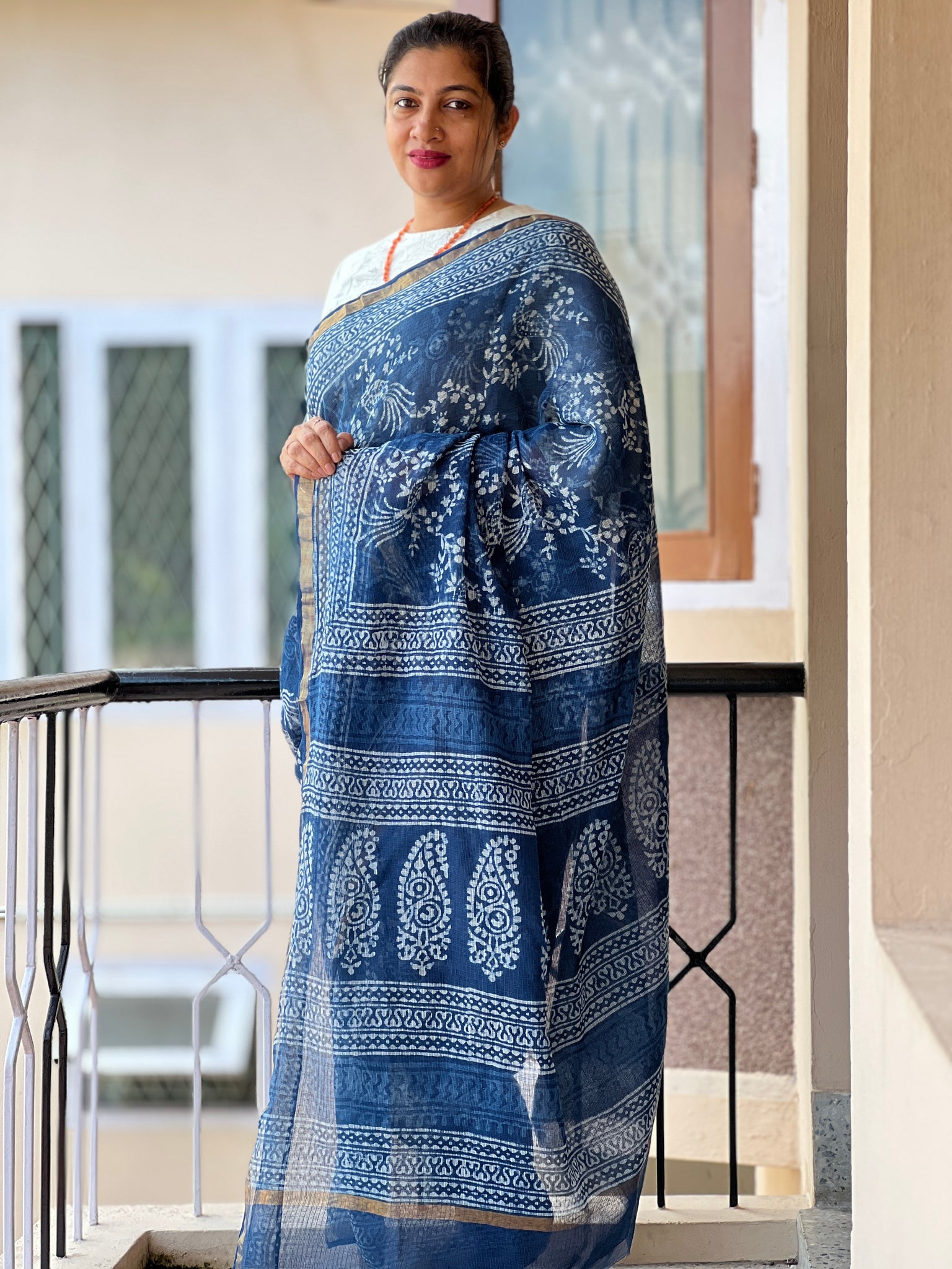 Kerala Peacock Border Saree – JIS BOUTIQUE