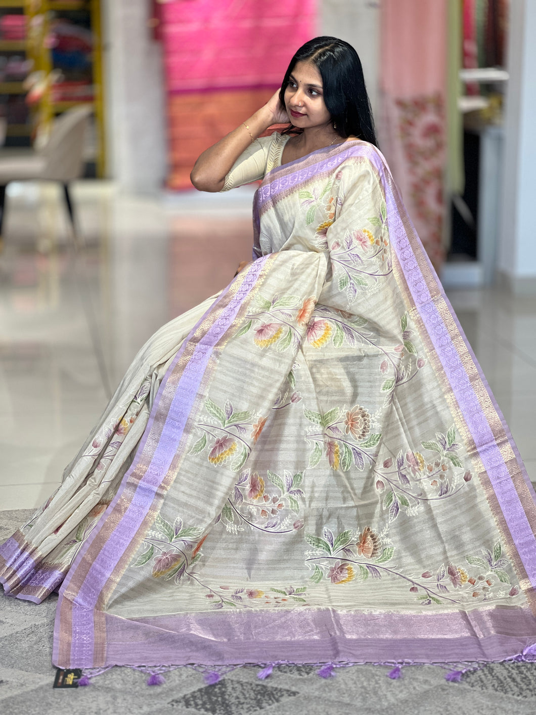 Floral Print With Zari Highlighted Tussar Finish Saree | GMS284