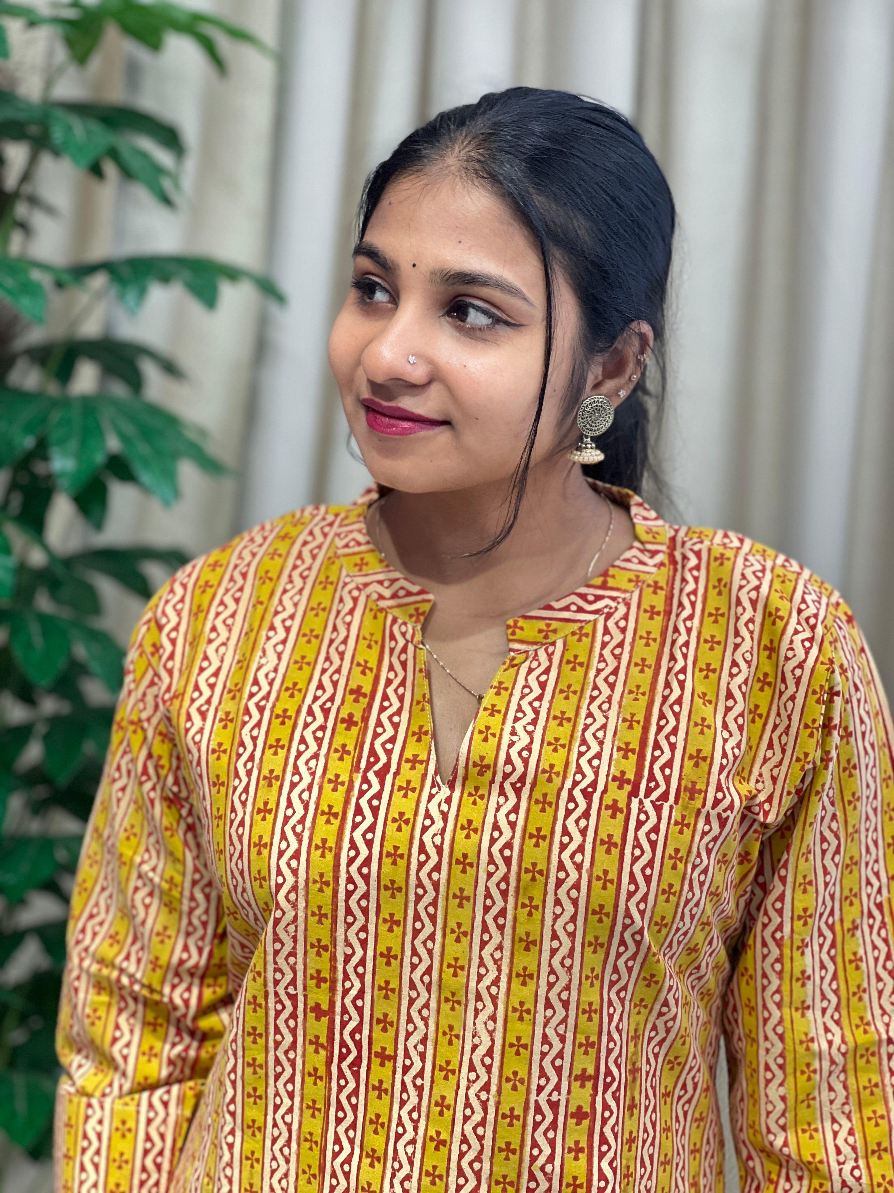 Stripes With Zigzag Printed Cotton Kurta | RMLA241