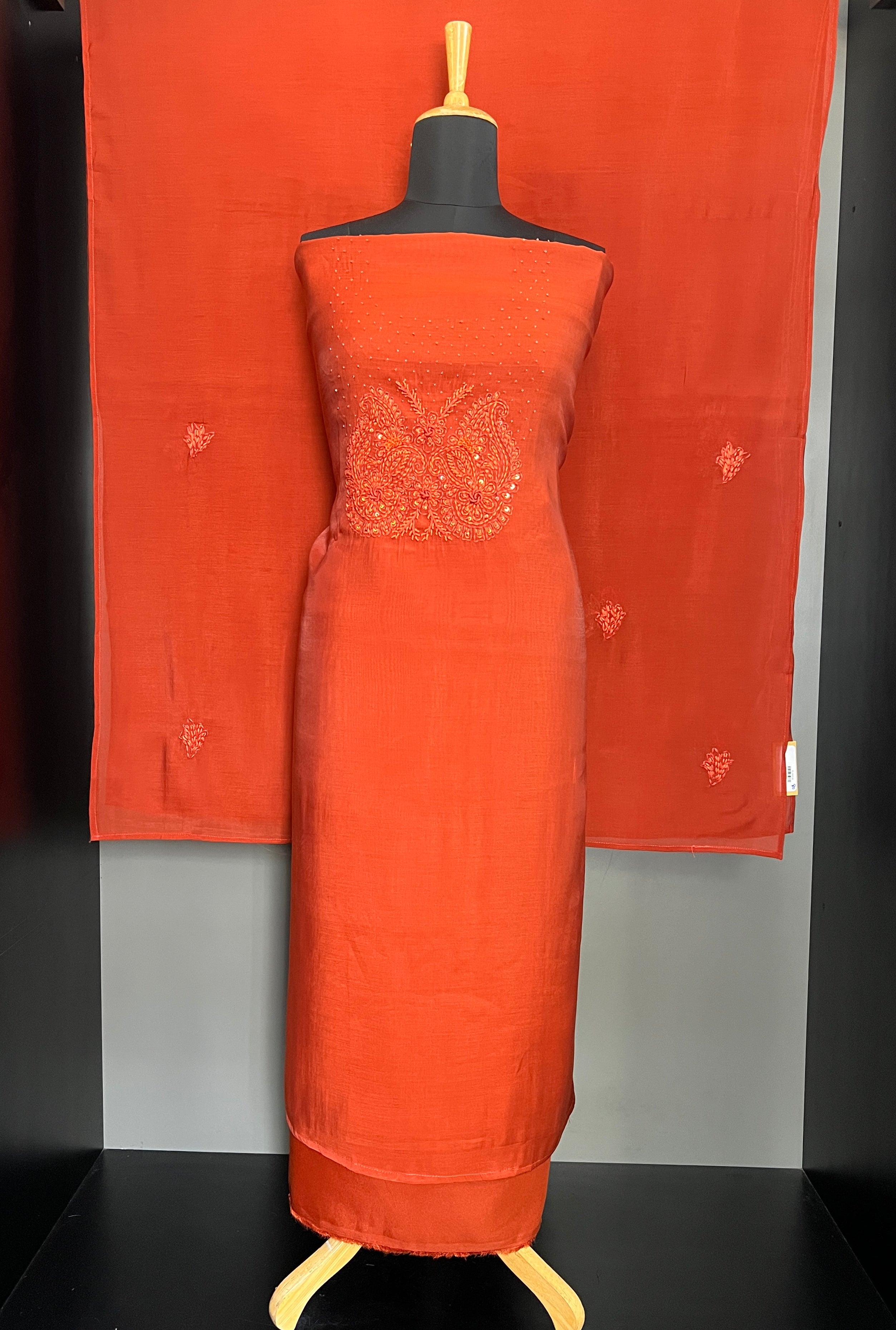 Hand Embroidered Mul Chanderi Salwar Set | SW2451