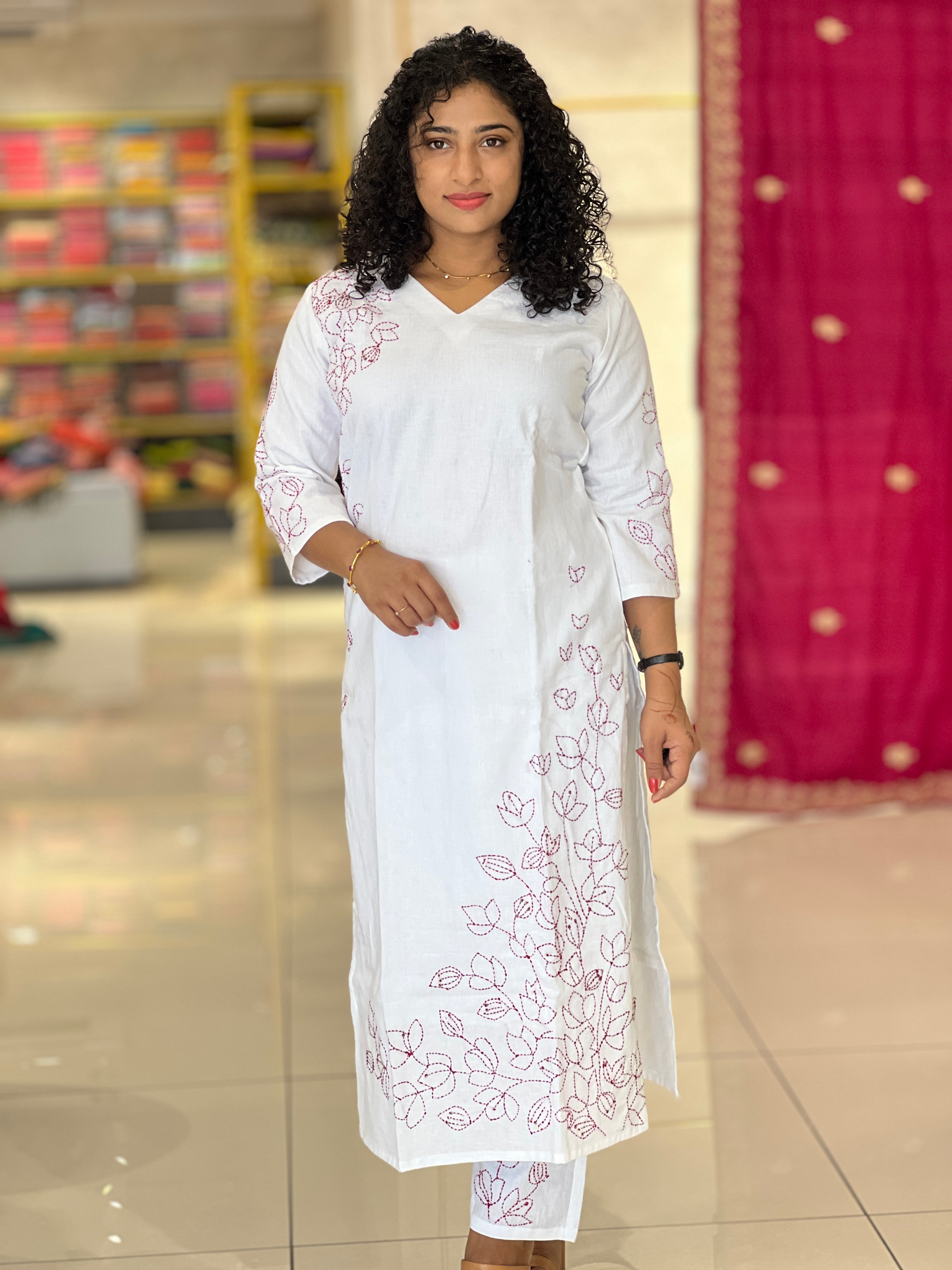 Hand Embroidery Detailed Cotton Kurta Set | OS458