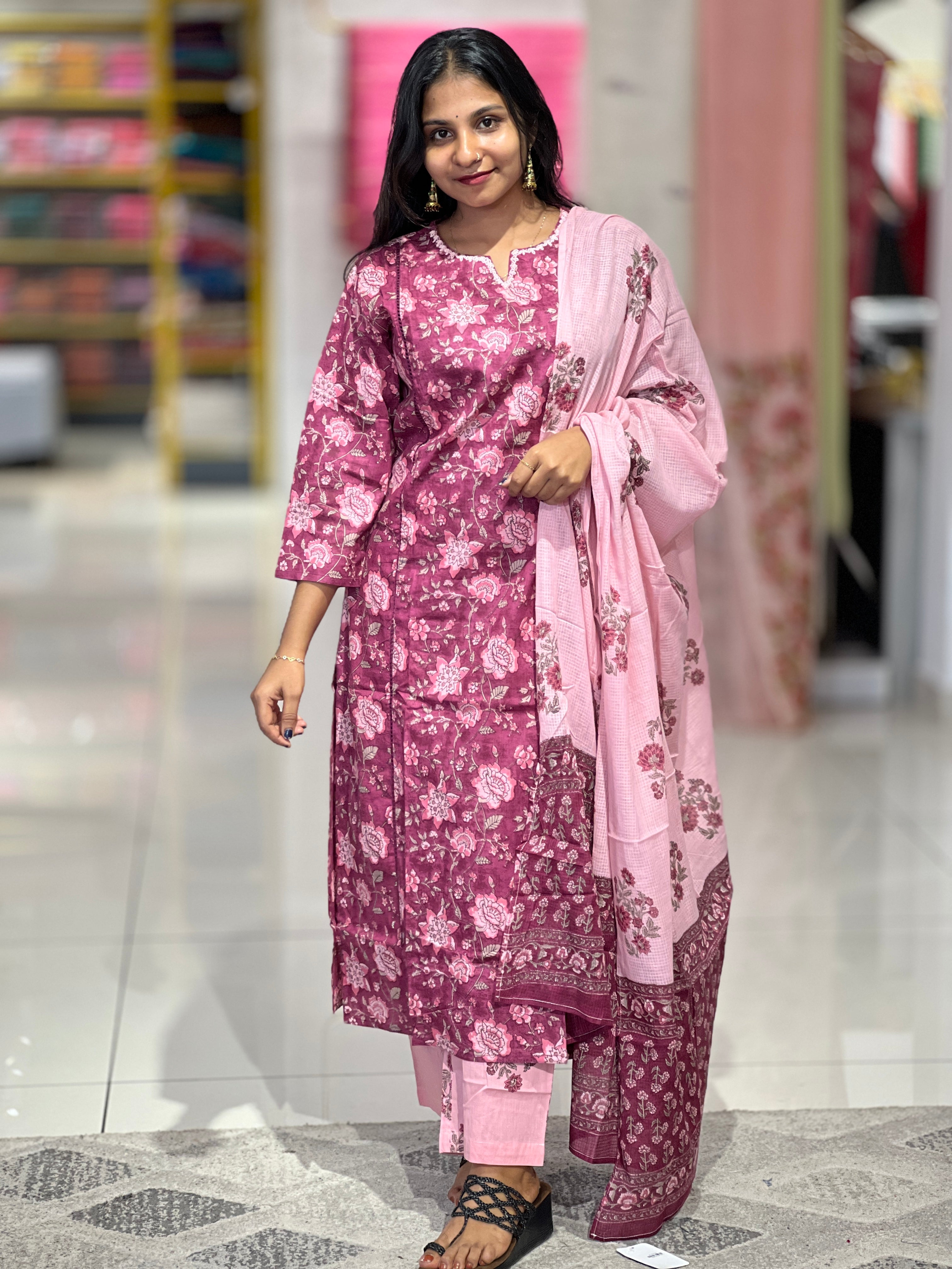 Floral Printed Pattern Cotton Kurta Set | NCF303 – Aham Designer Boutique