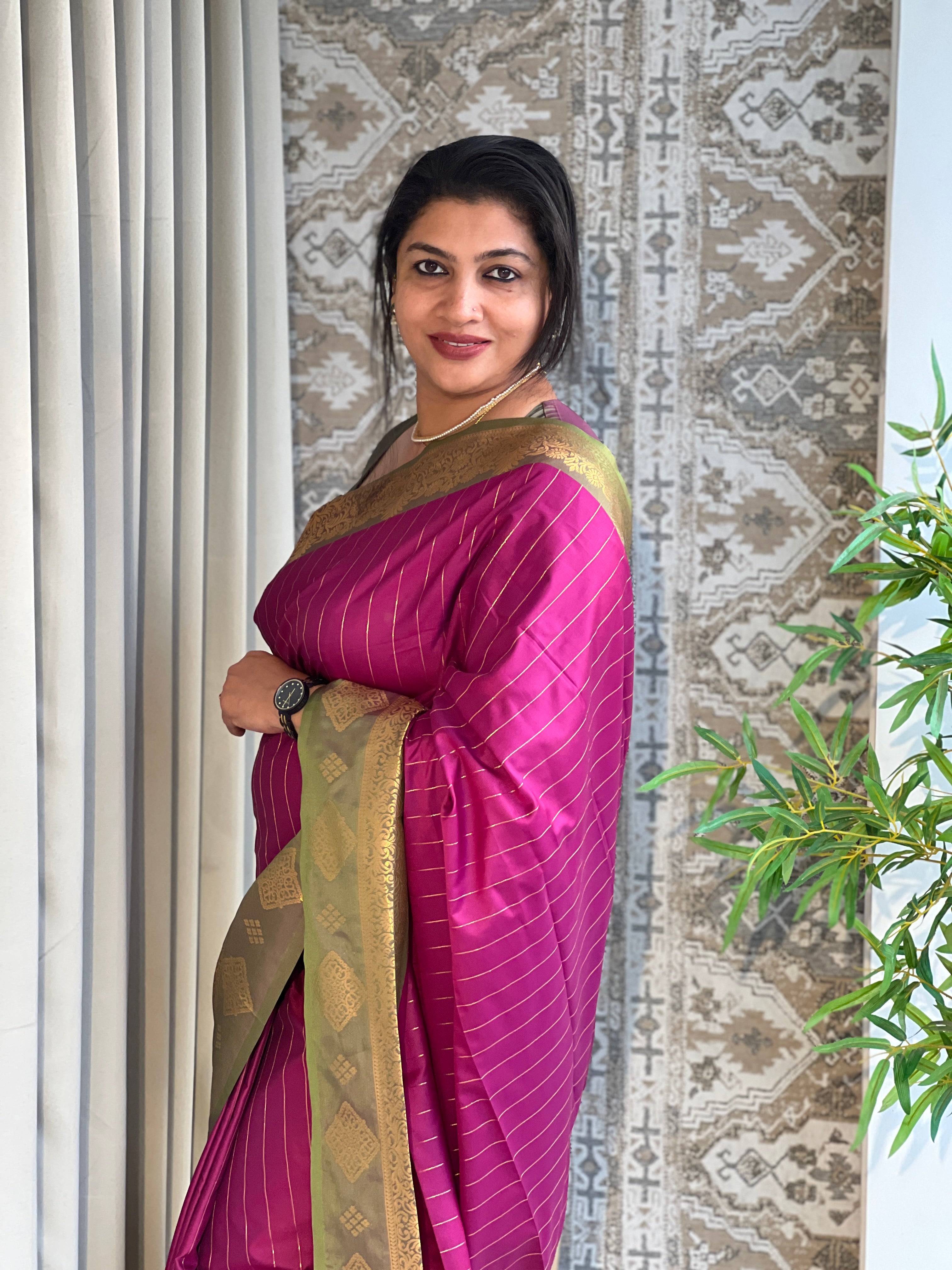 Traditional Zari Woven Semi Silk Saree | HT335