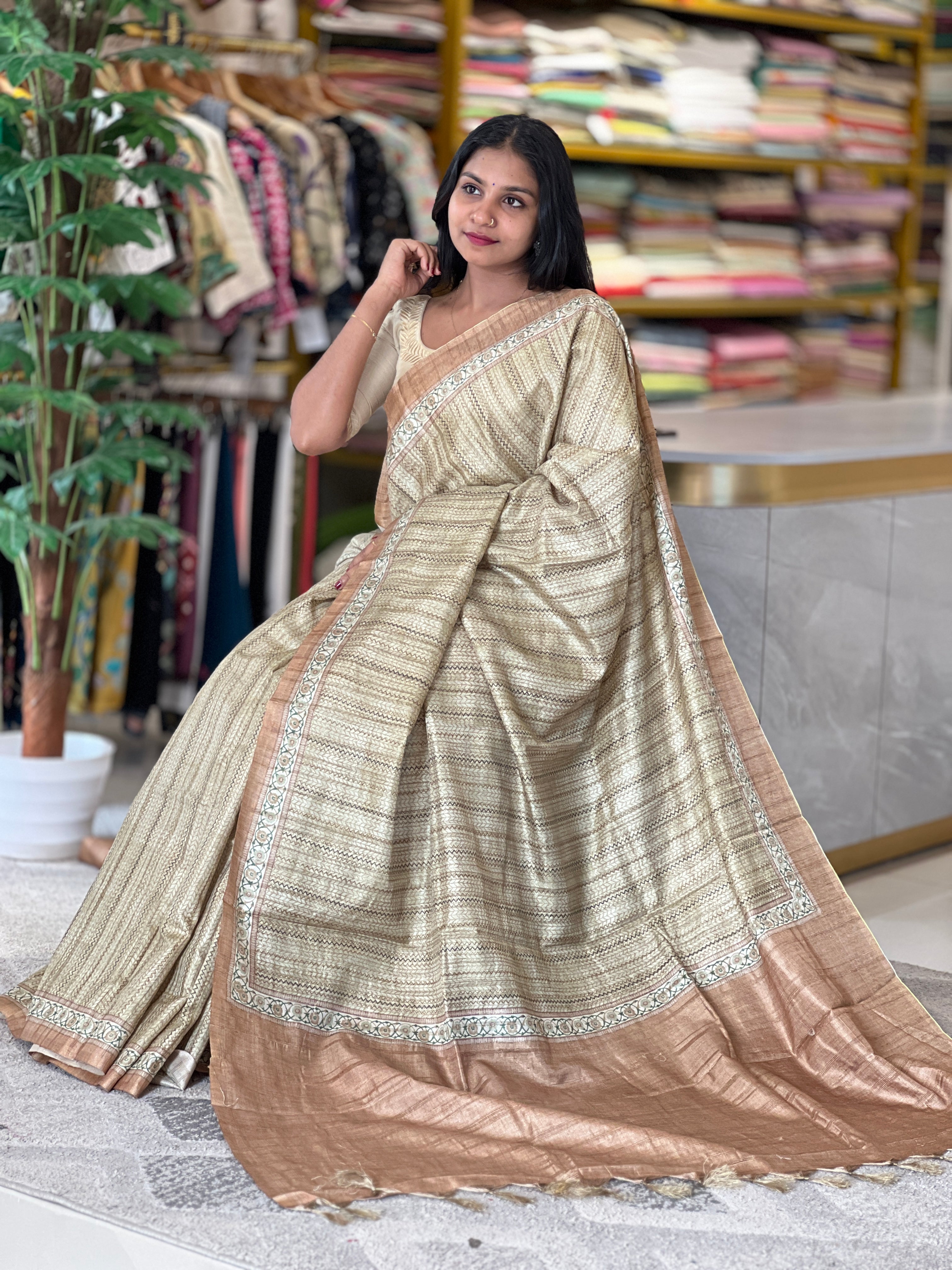Zigzag Pattern Tussar Finish Saree | KSD232