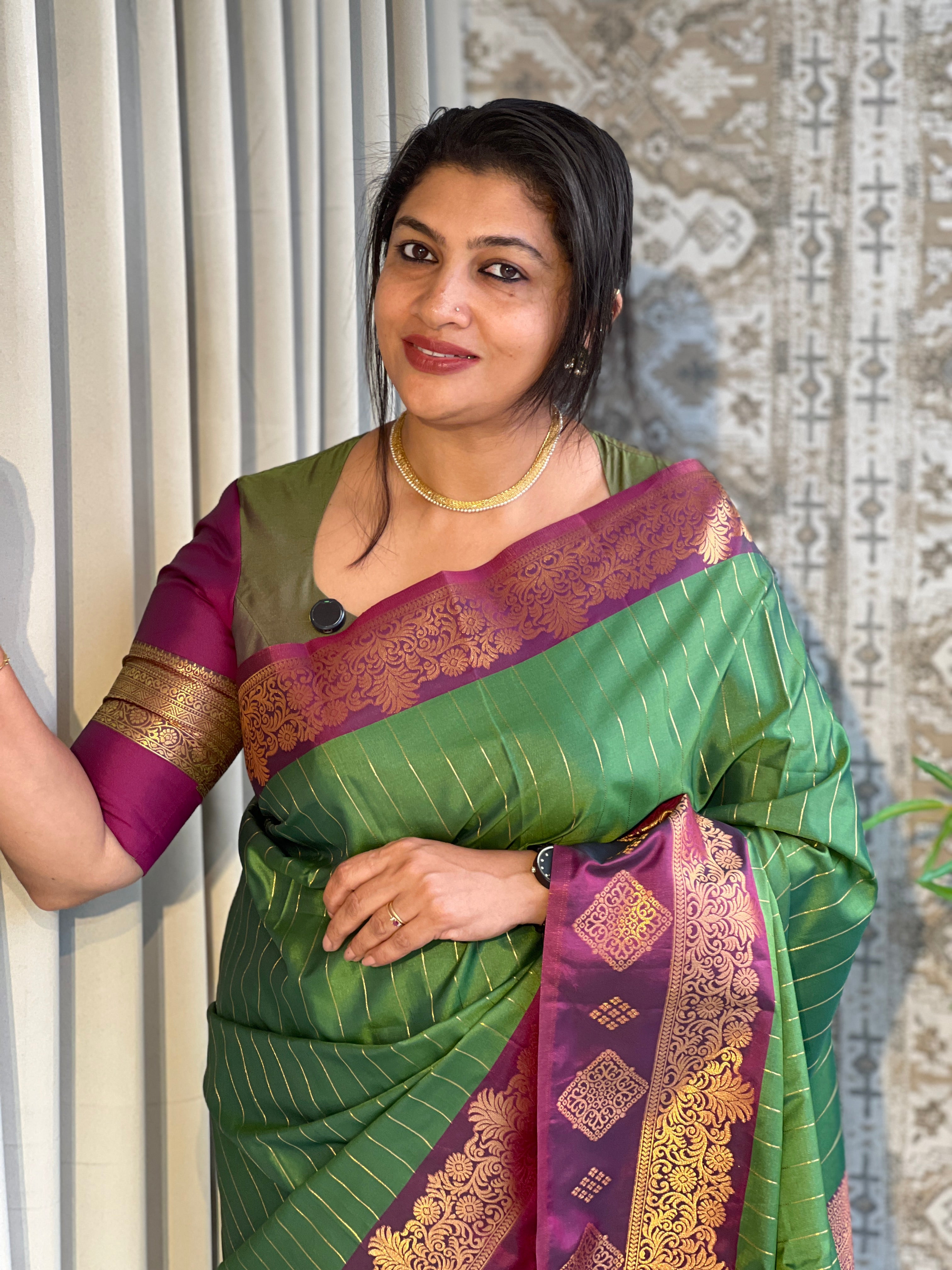 Traditional Zari Woven Semi Silk Saree | HT326