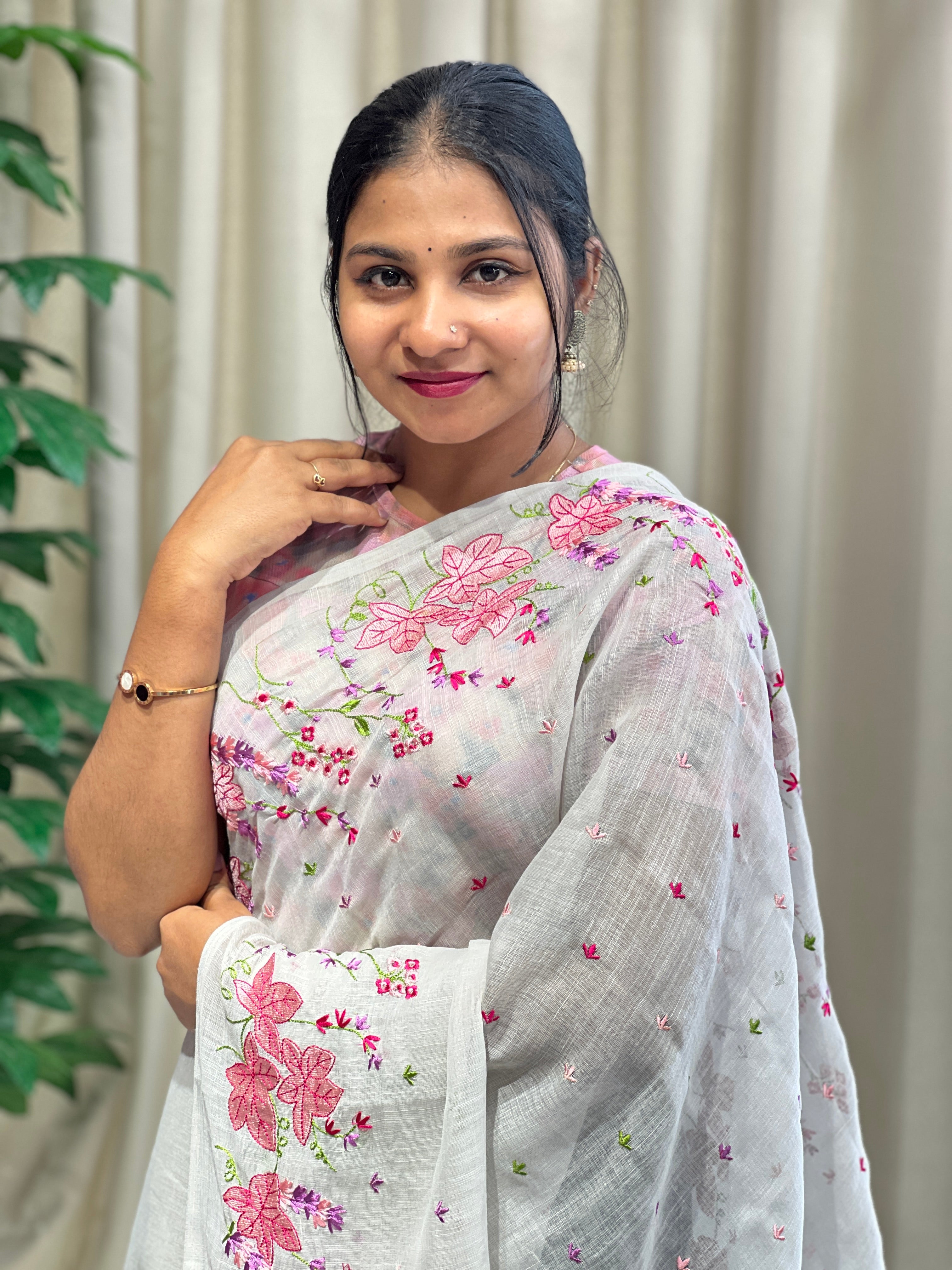 Floral Machine Embroidery Detailed Linen Cotton Saree | RP787