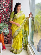 Check Patterned Semi Silk Saree | SSN245