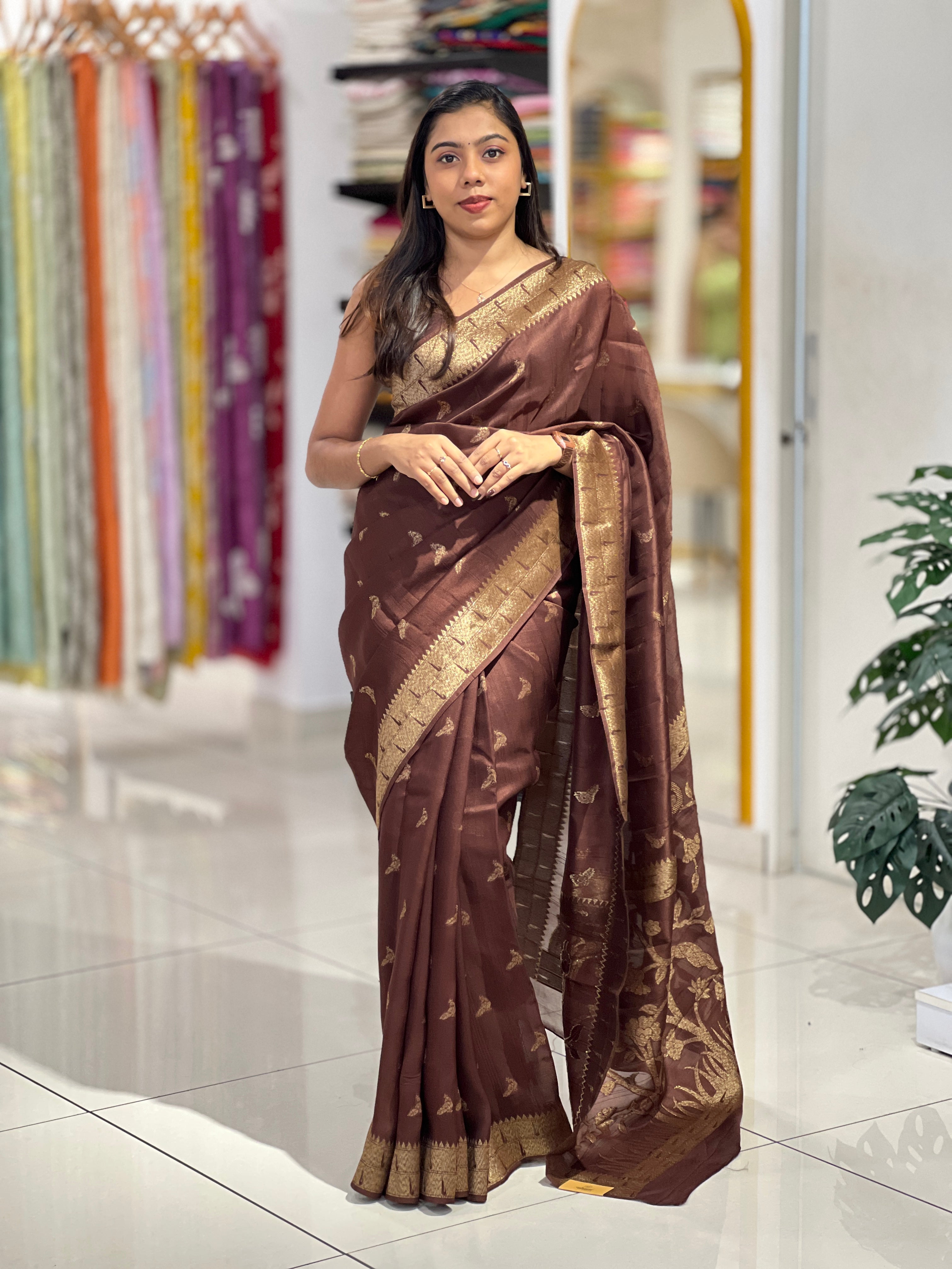 Zari And Thread Woven Semi Tussar Saree | YNG1218