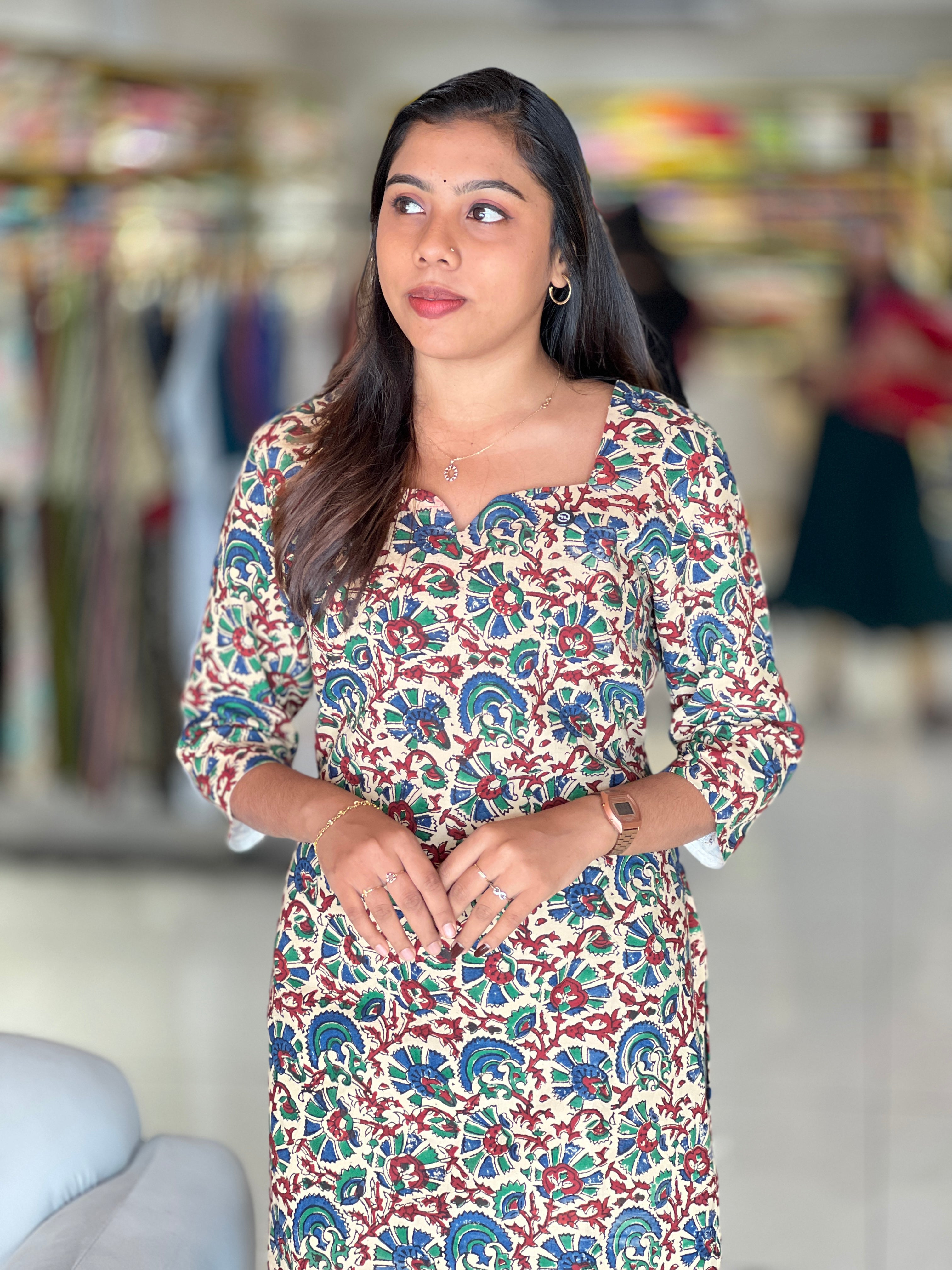 Floral Printed Cotton Kurta | DNT271