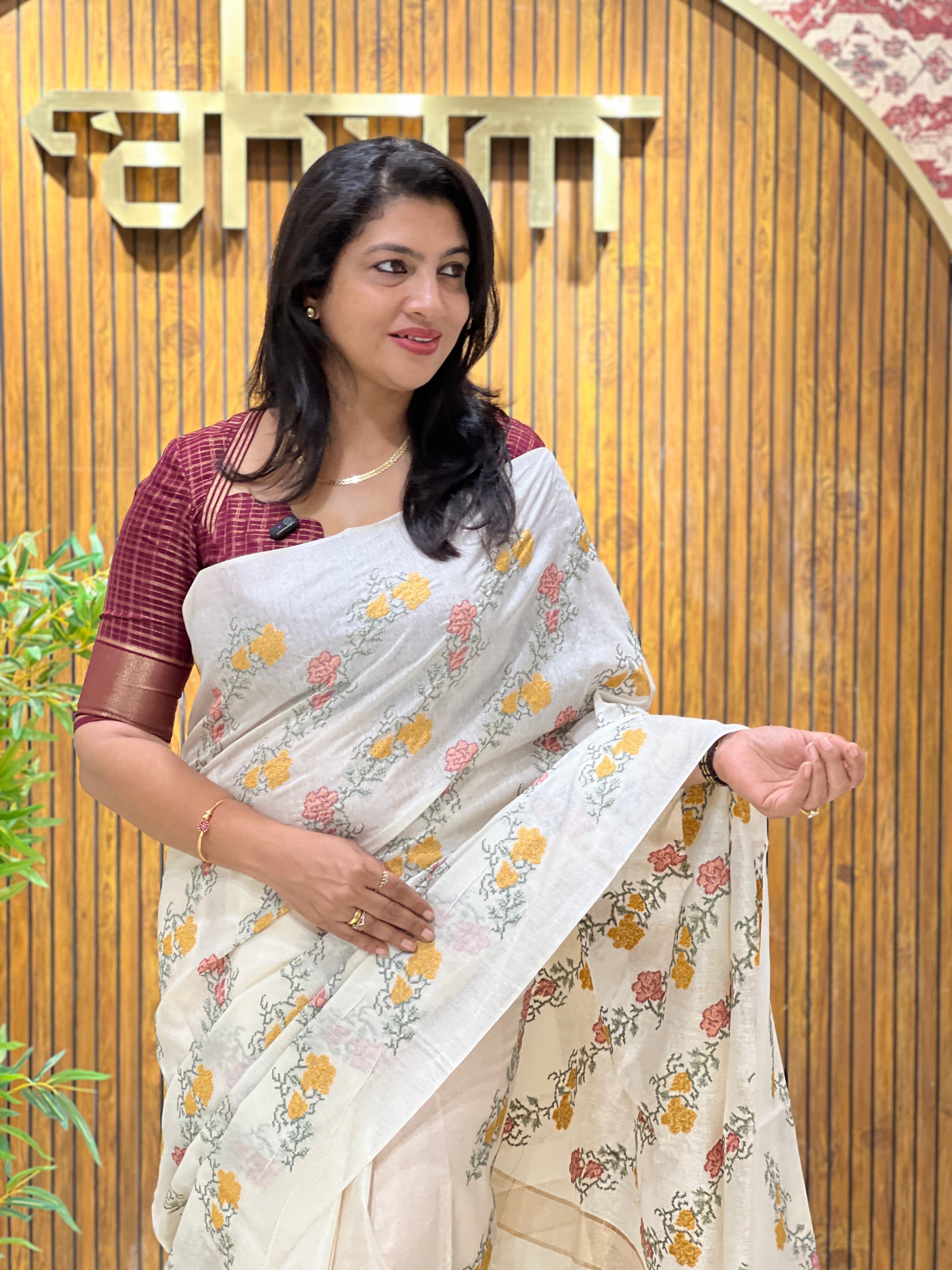 Cross Stitch Embroidery Noil Tussar Saree | HS1405