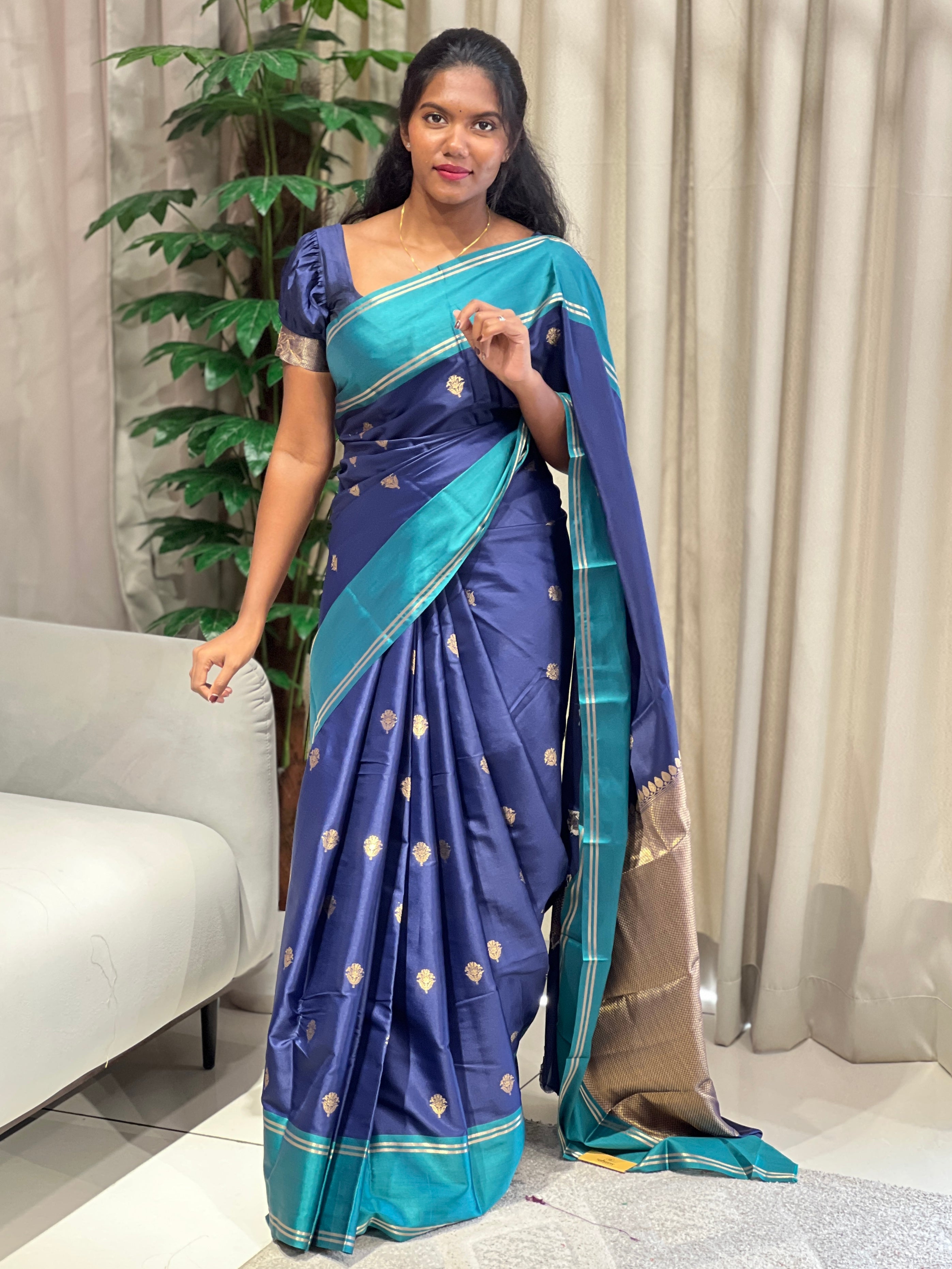 Banarasi Woven Semi Silk Saree | NN432