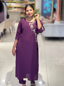 Embroidery Detailed Georgette Blend Kurta Set | MSN115
