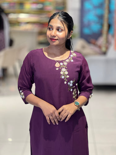 Embroidery Detailed Georgette Blend Kurta Set | MSN115