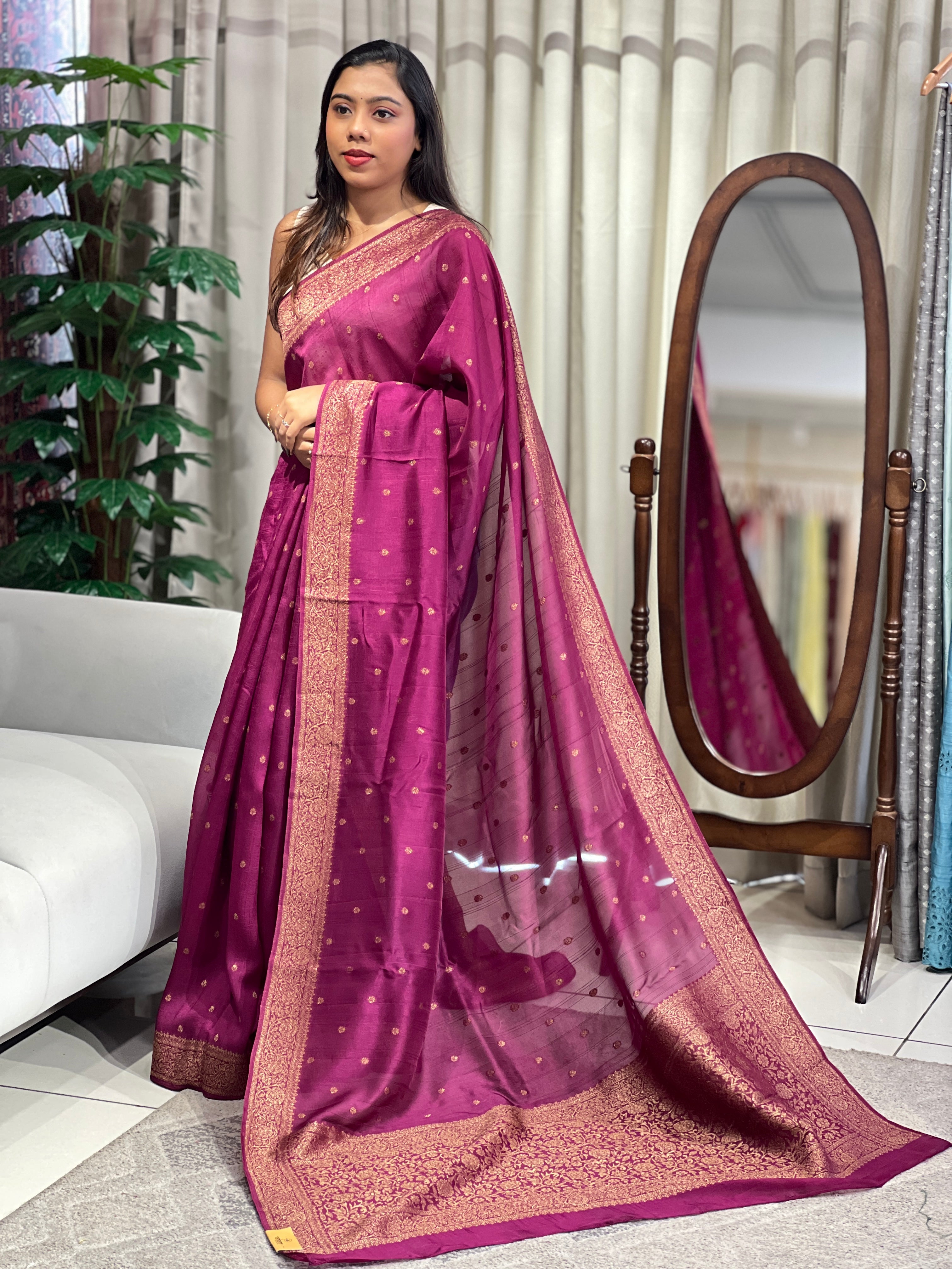 Zari And Thread Semi Tussar Saree | YNG1229