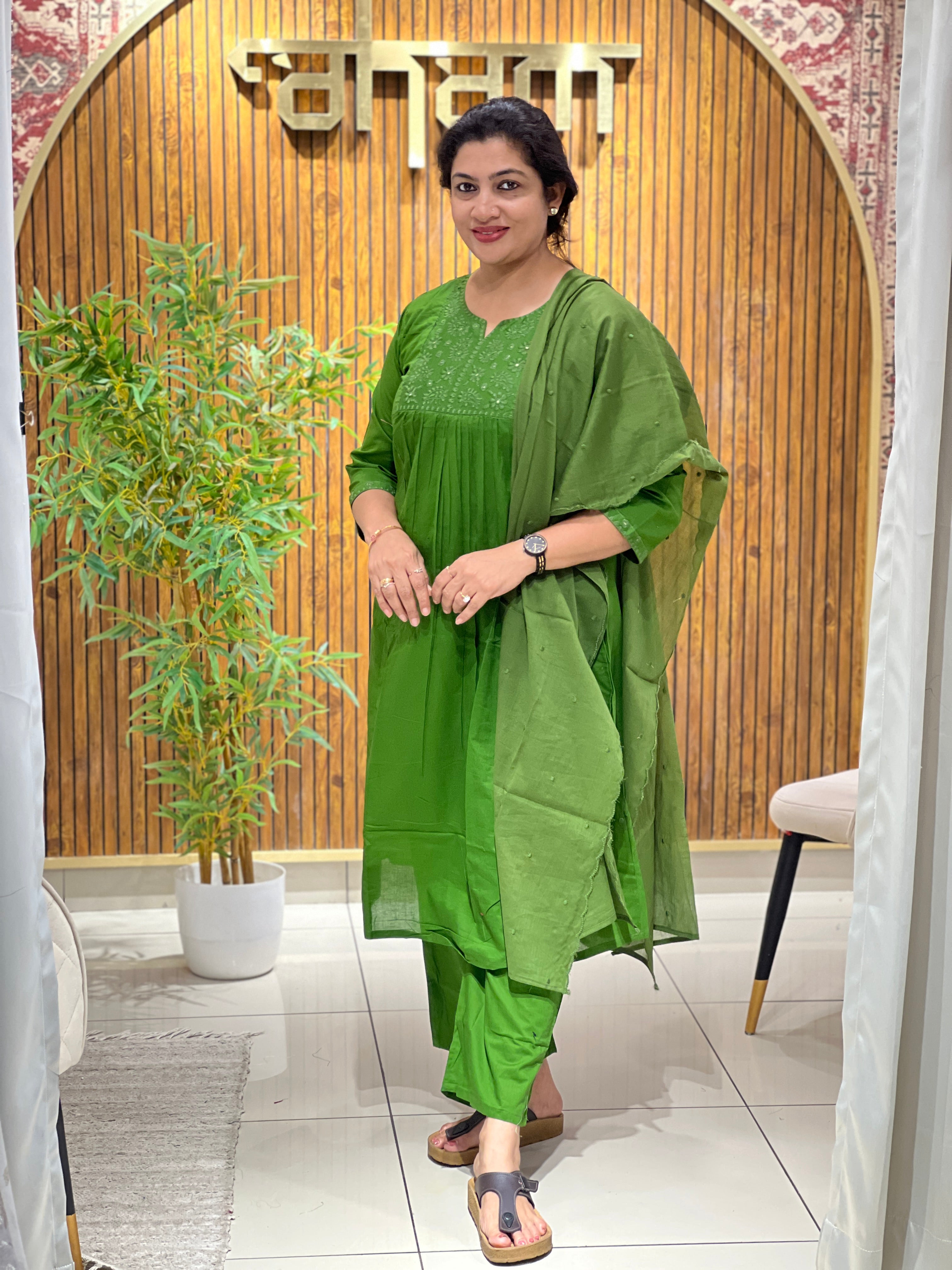 Lucknowi Machine Embroidery Cotton Kurta Set | OMF197