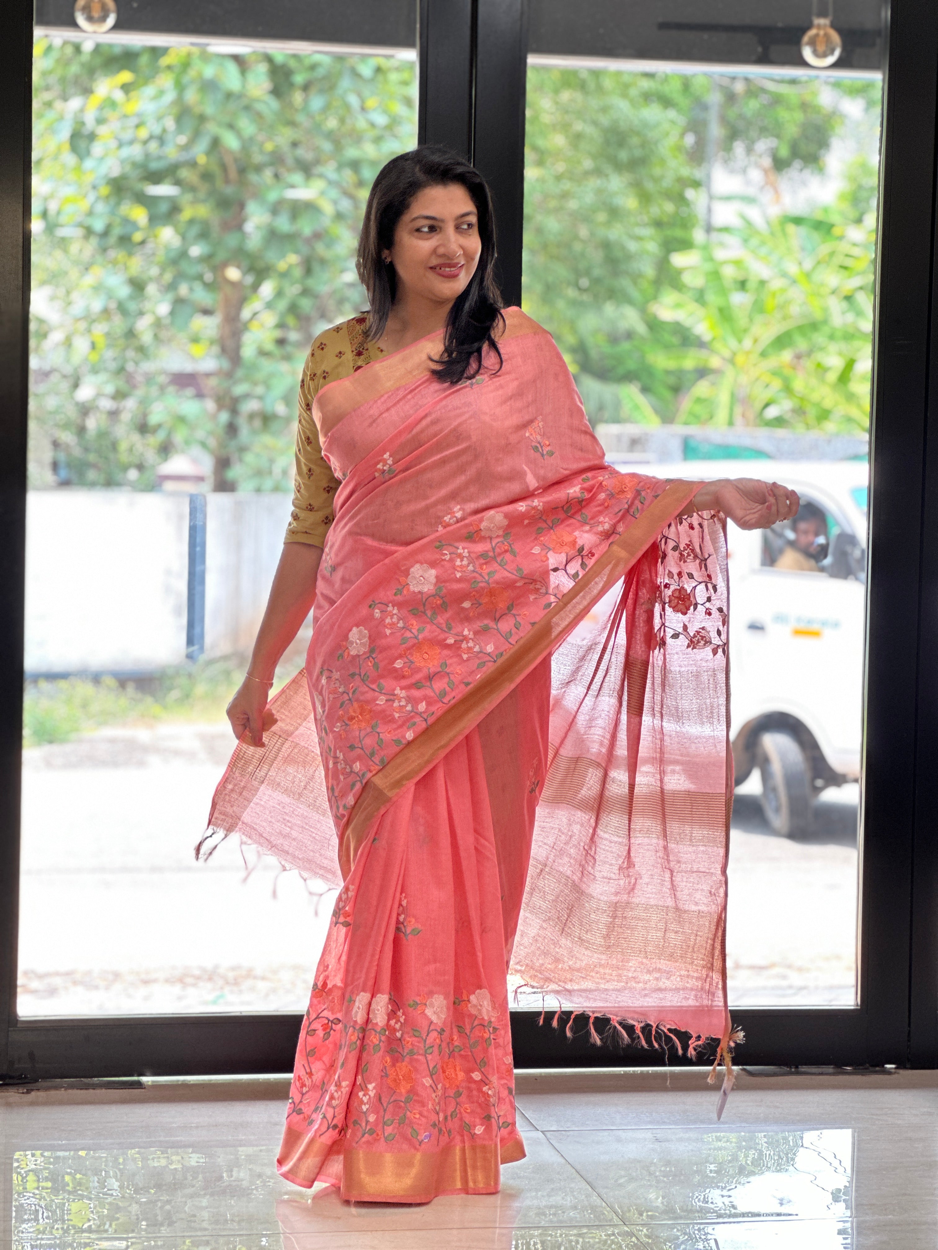 Floral Embroidery Bhagalpuri Linen Saree | NHH316
