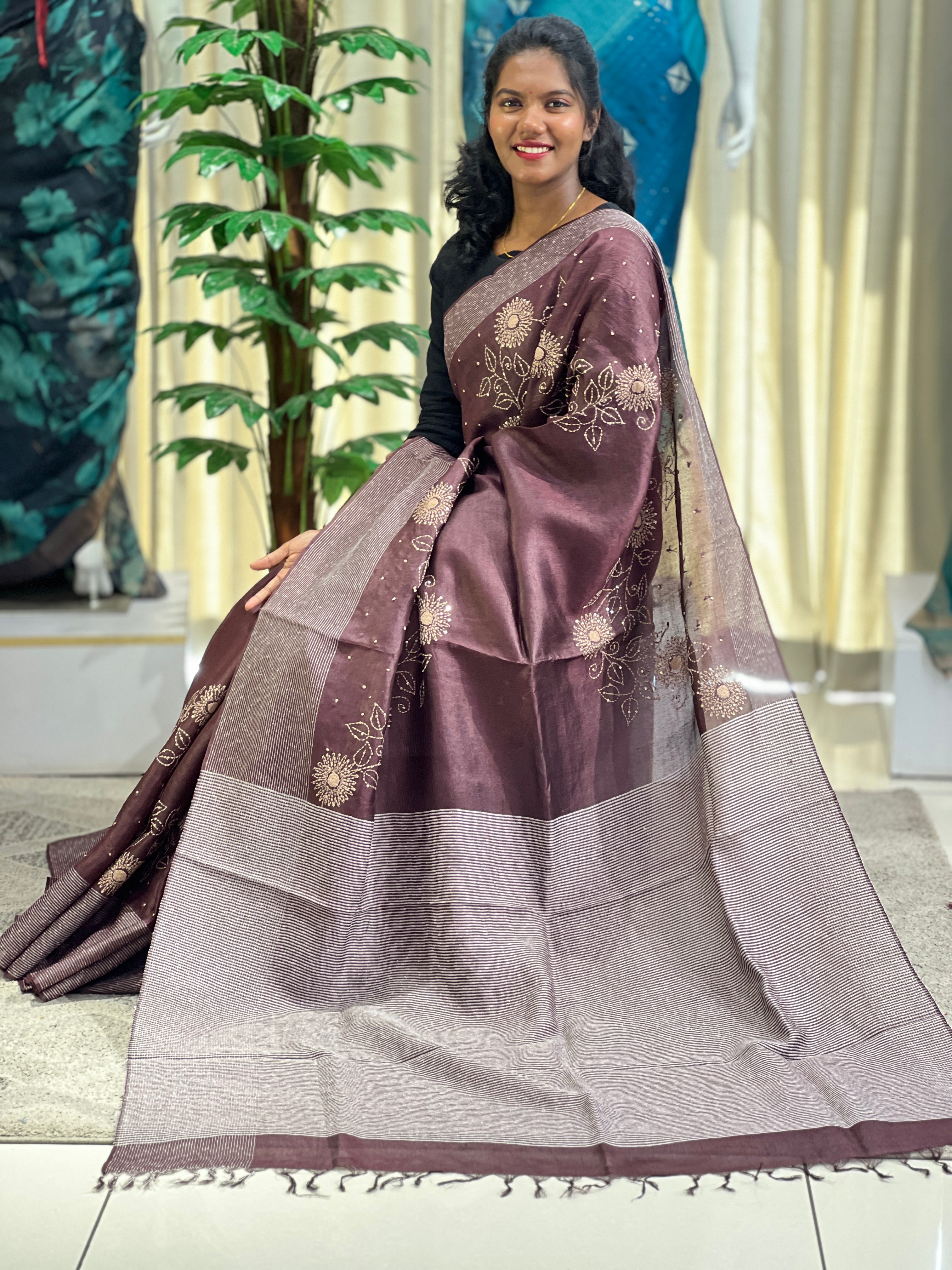 Kantha & Kesiya Weaved Tussar Saree | RGD710