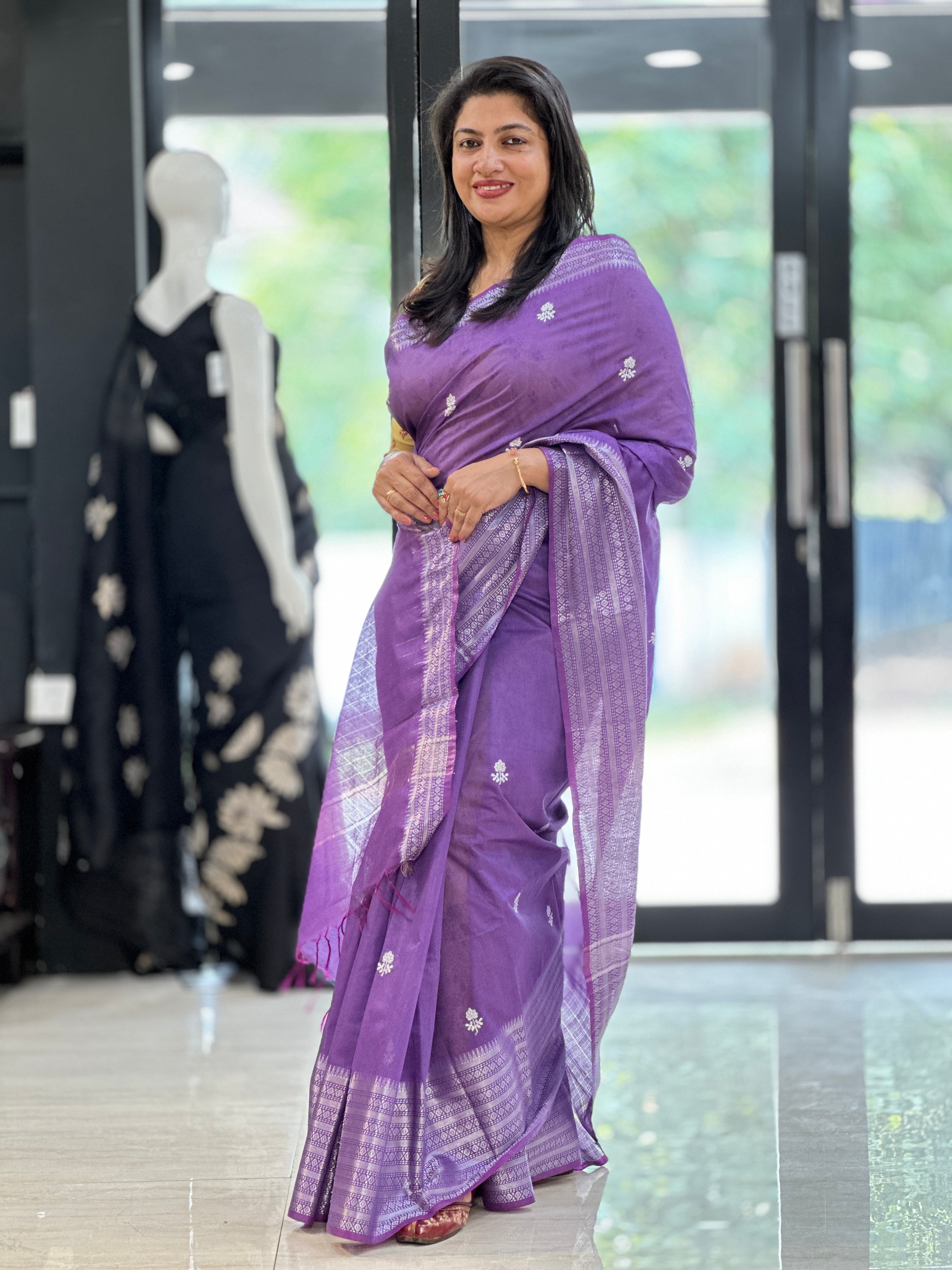 Floral Embroidery Bhagalpuri Linen Saree | NHH455
