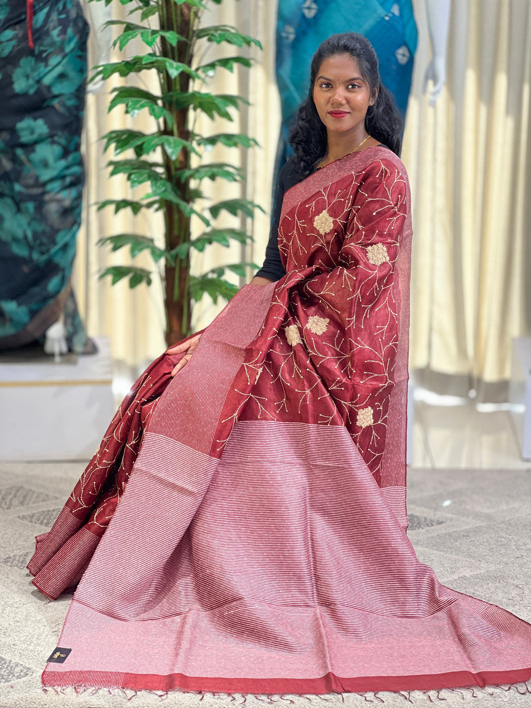 Thread Embroidery Pure Tussar Saree | RGD712