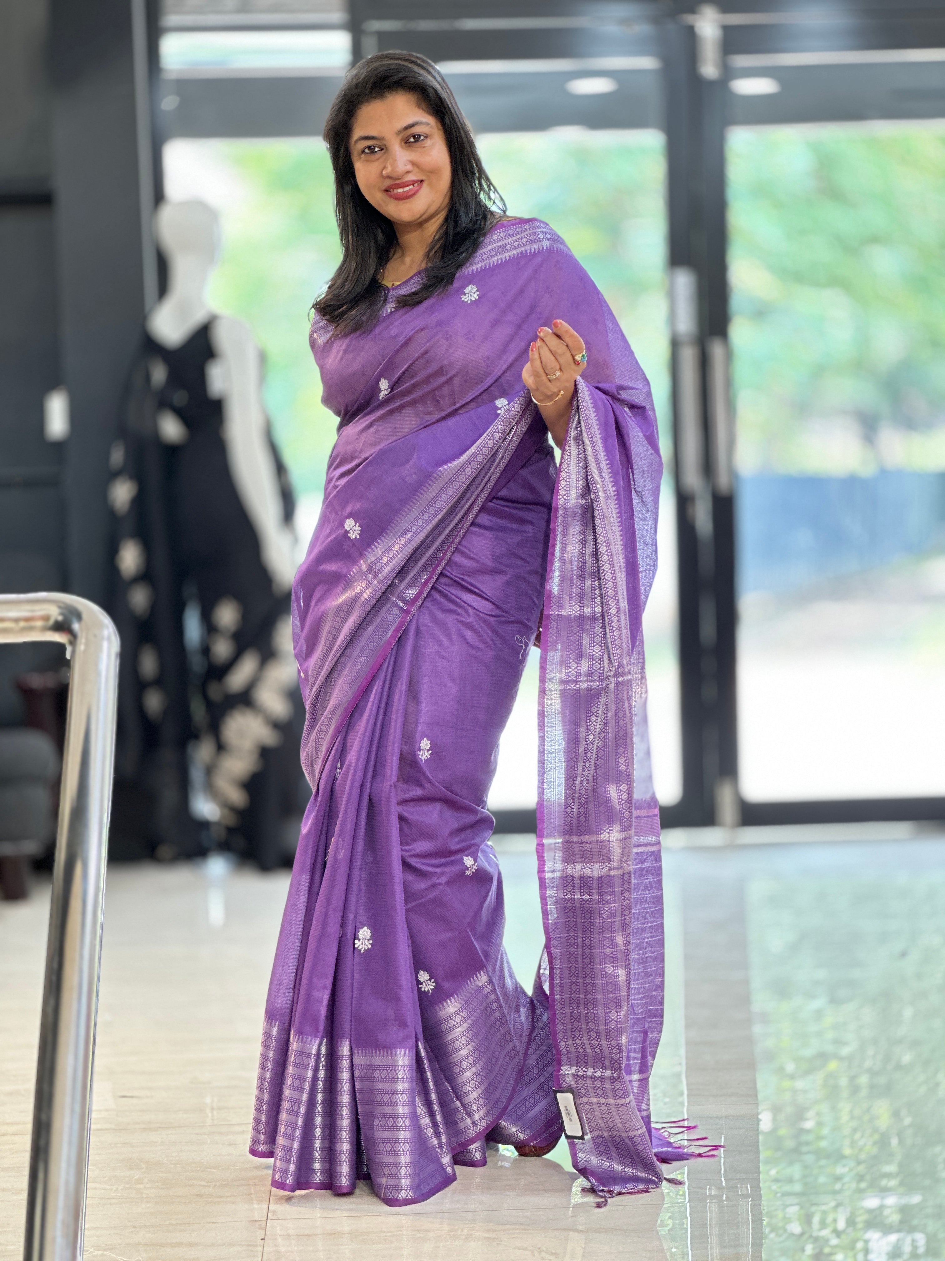 Floral Embroidery Bhagalpuri Linen Saree | NHH455