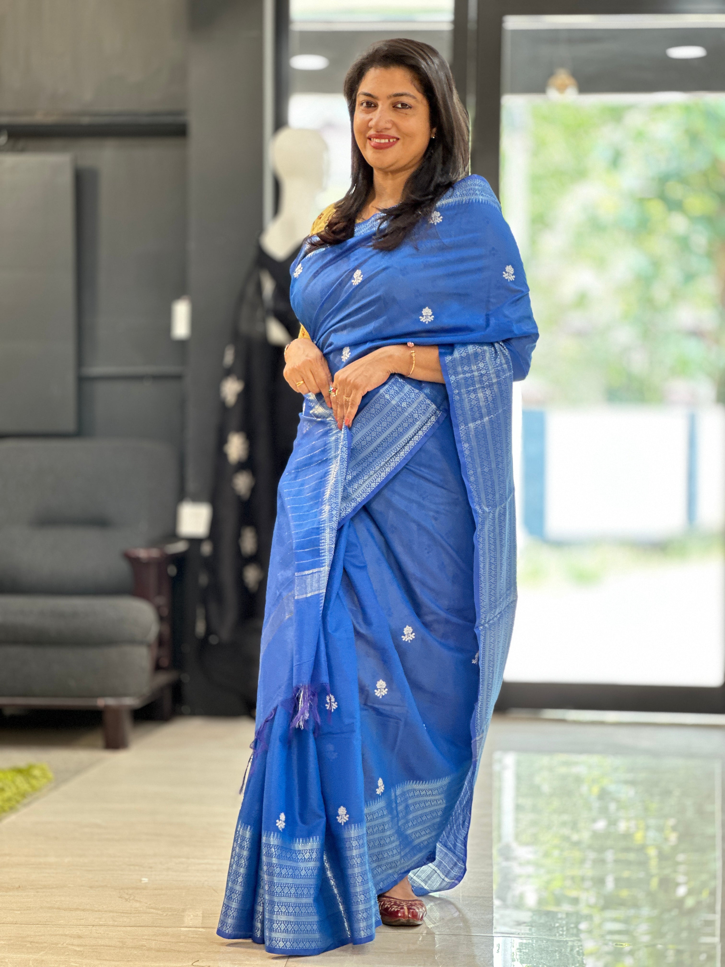Floral Embroidery Bhagalpuri Linen Saree | NHH454