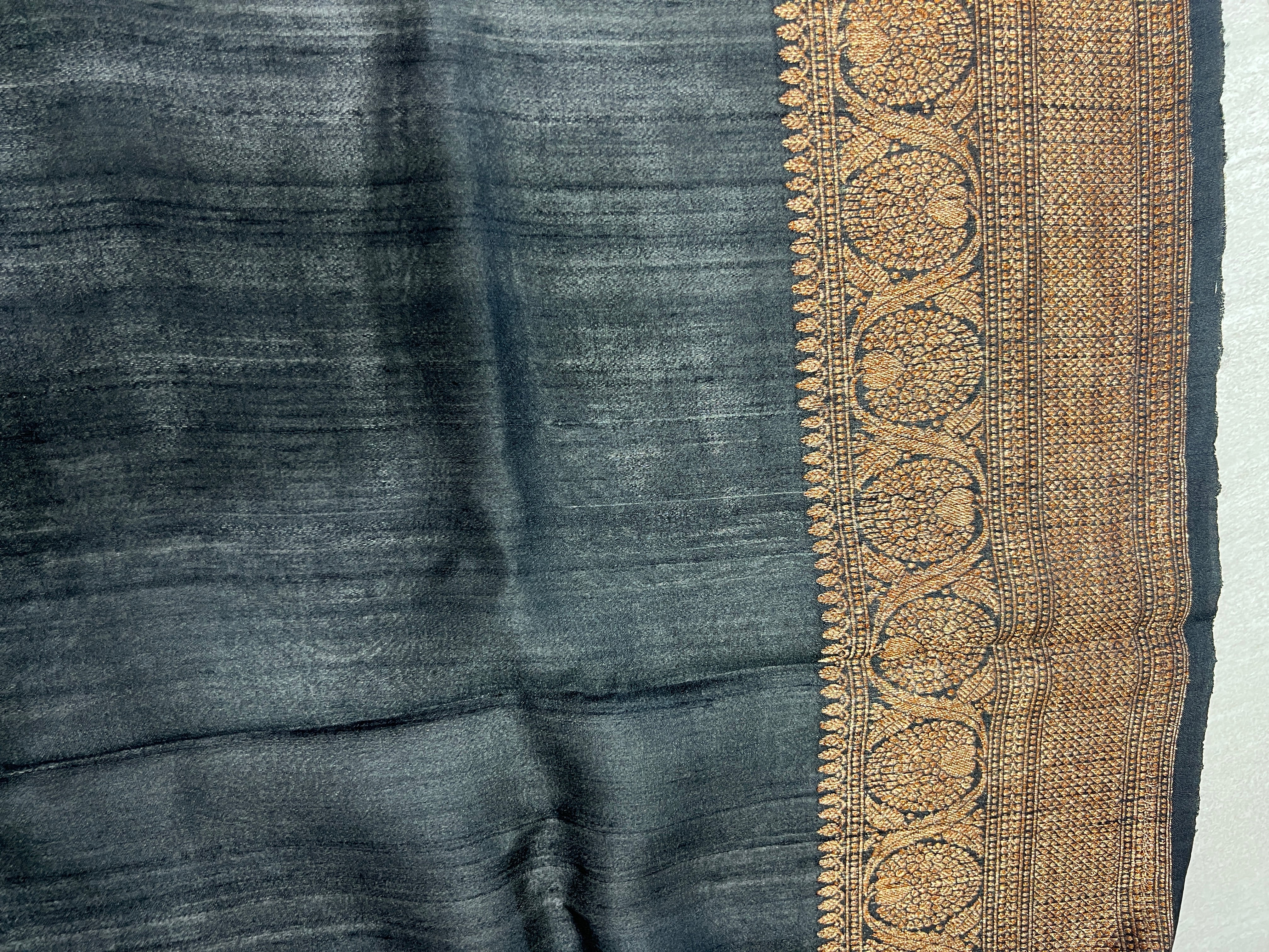 Floral Digital Printed Tussar Saree | UVS132
