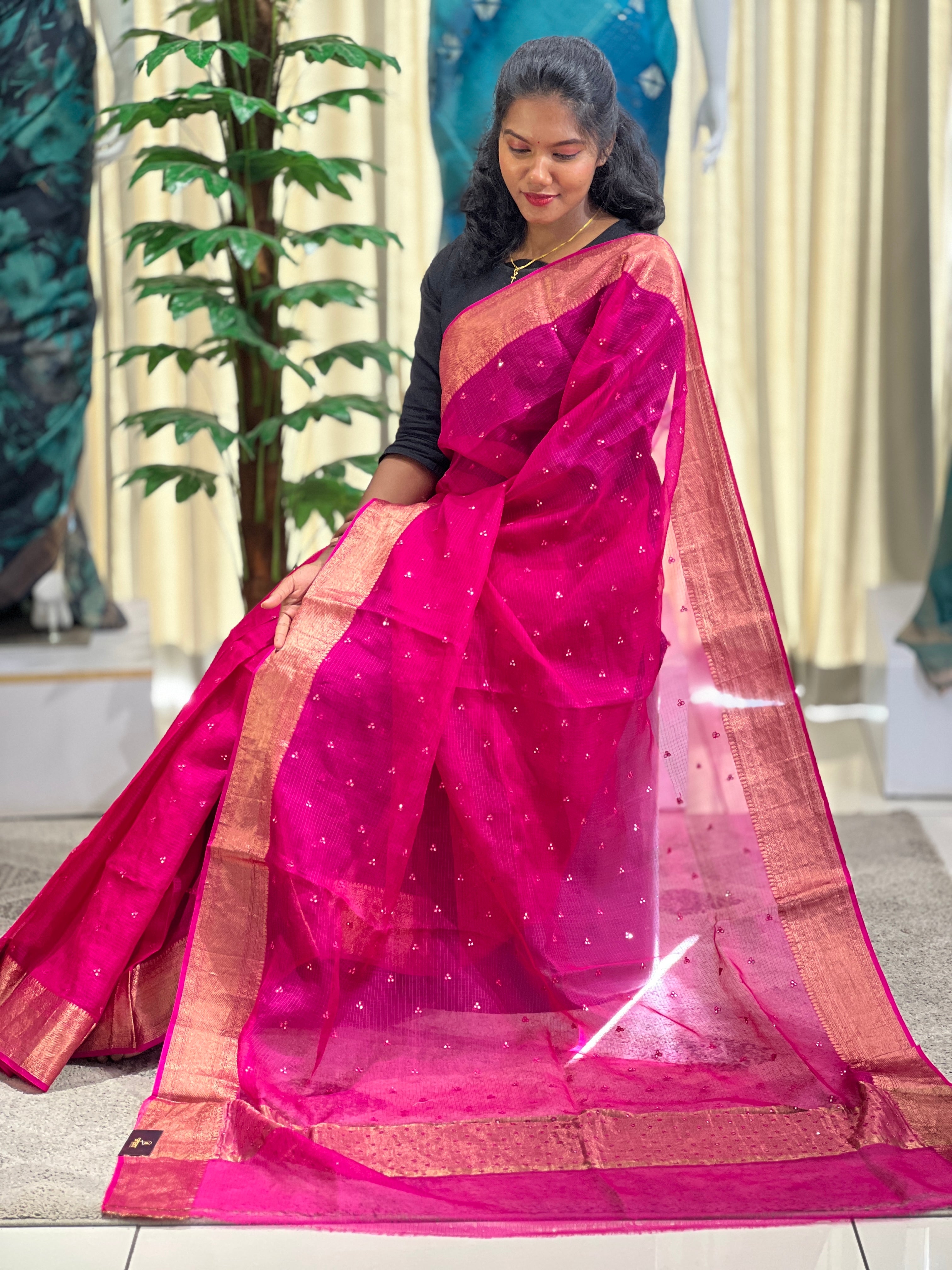 Mirror Embroidery With Zari Detailed Tussar Kota Saree | RGD739