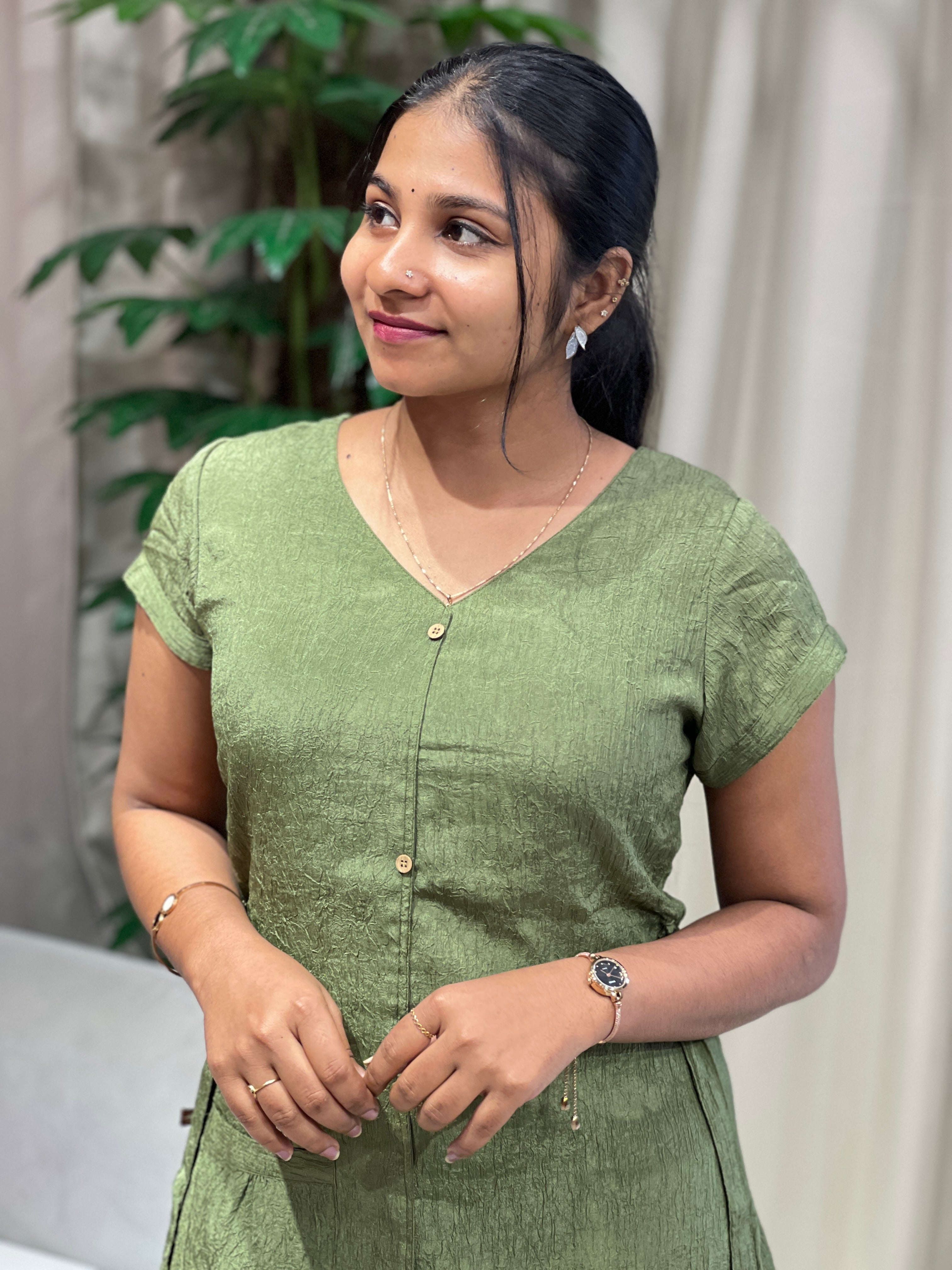 Embroidery Detailed Crushed Silk Kurta | VSI116