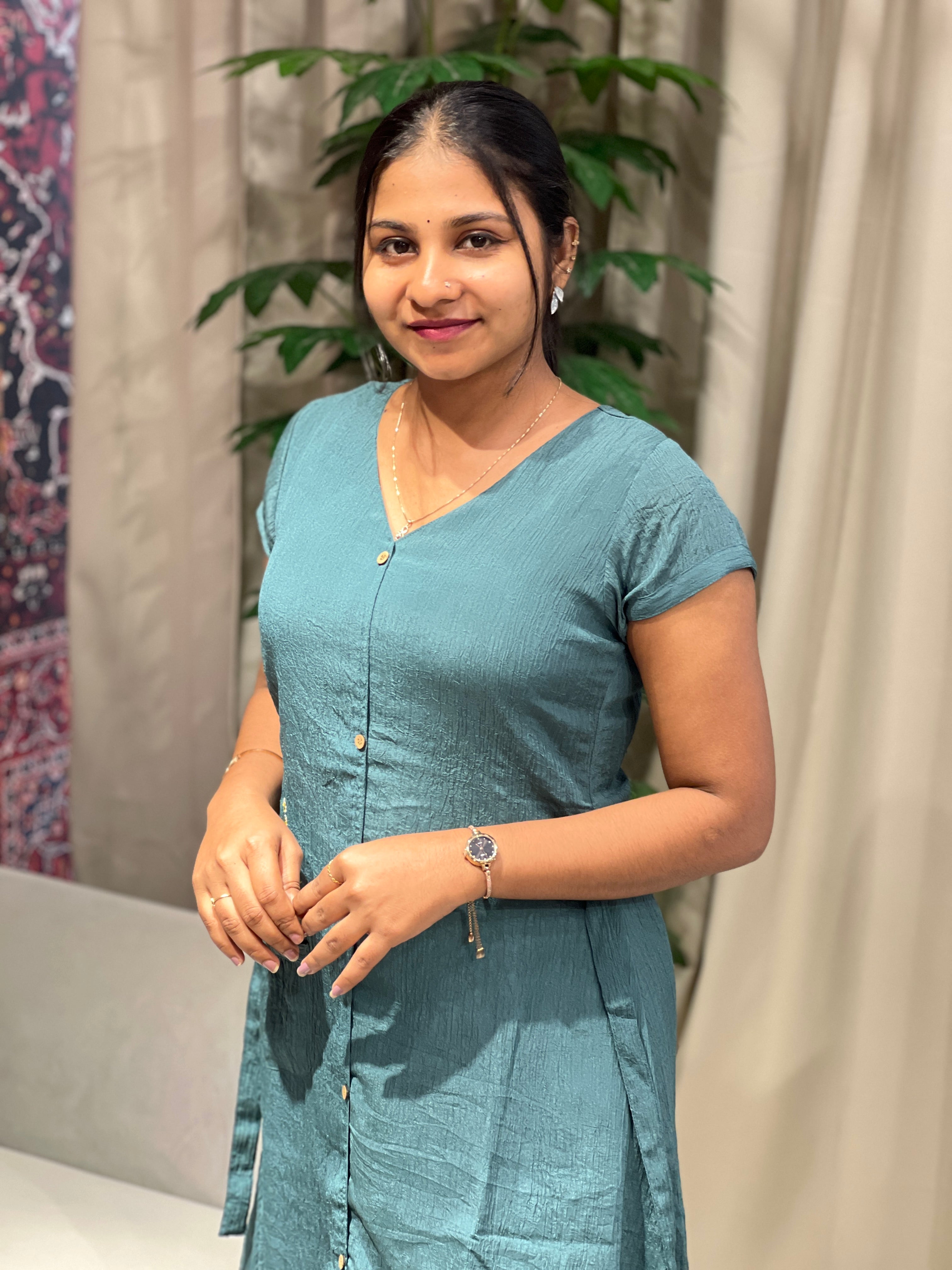 Embroidery Detailed Crushed Silk Kurta | VSI115