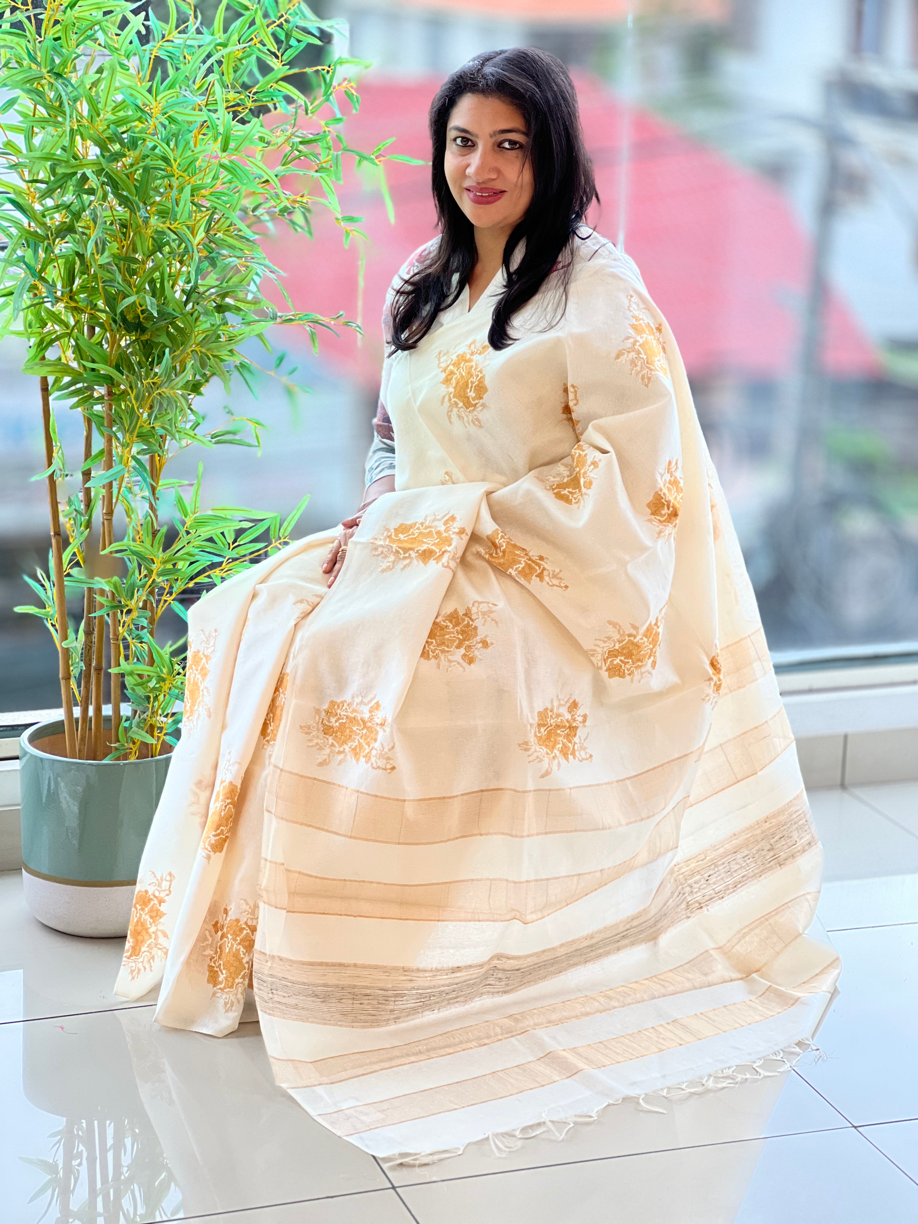 Cross Stitch Embroidery Noil Tussar Saree | HS1410